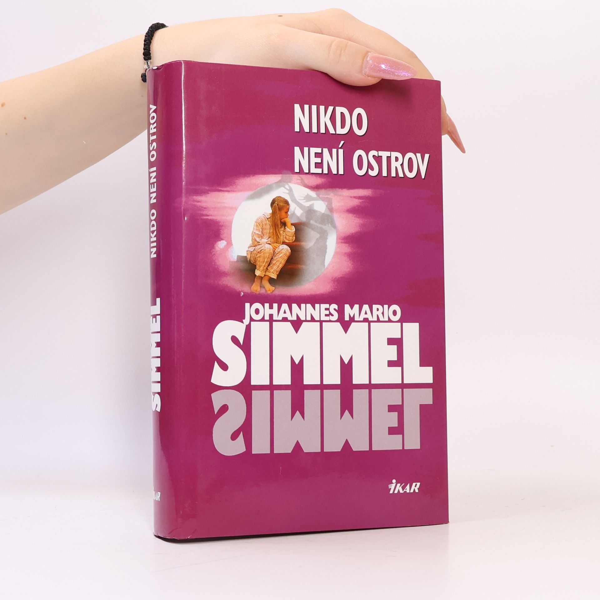 Johannes Mario Simmel Nikdo není ostrov