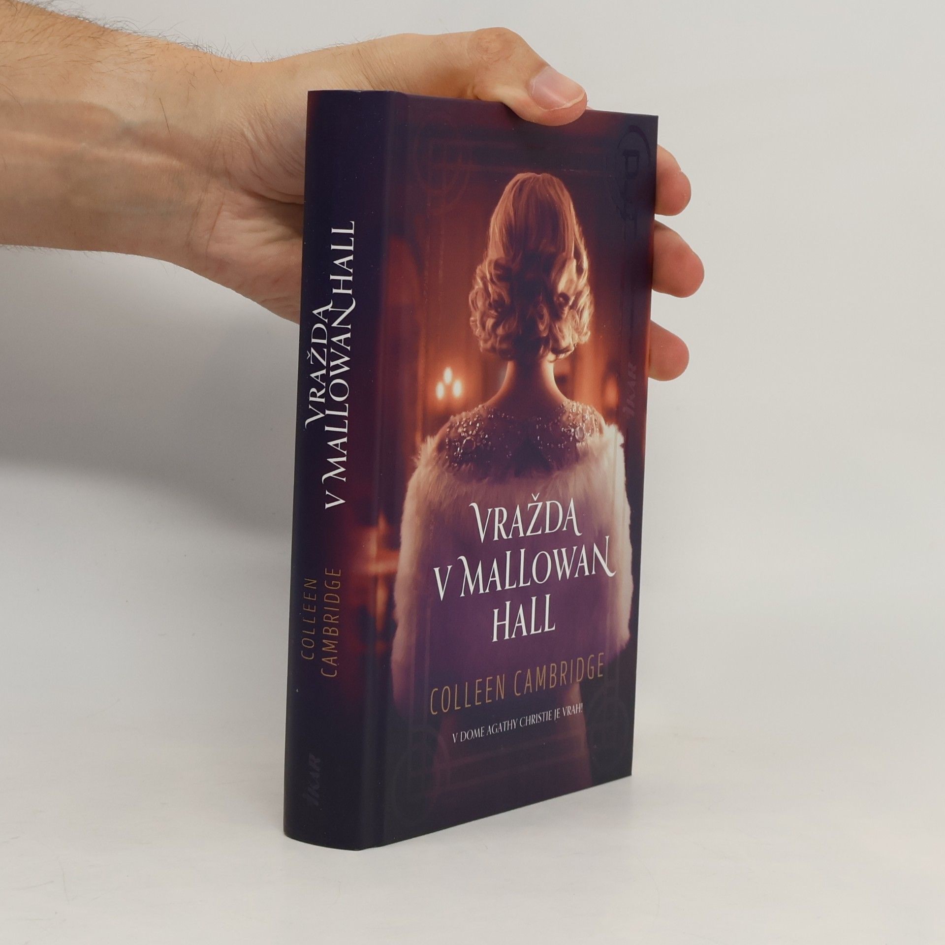 Colleen Cambridge Vražda v Mallowan Hall