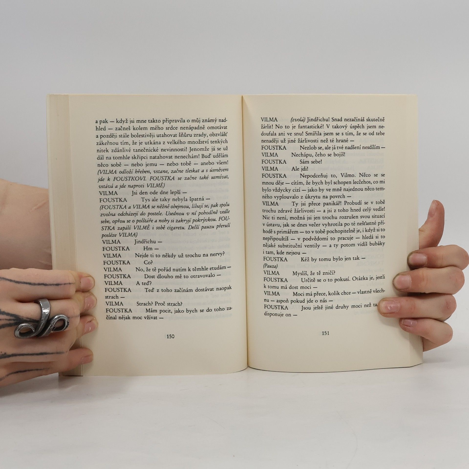 Václav Havel Hry. Pokoušení. Largo desolato. Asanace