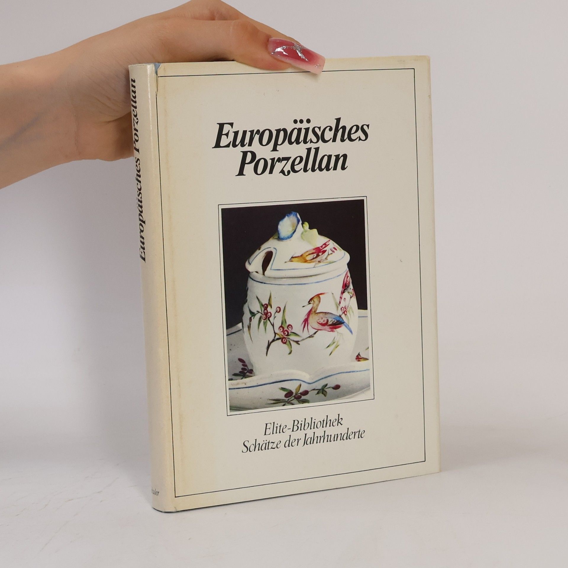 Mina Bacci Europäisches Porzellan