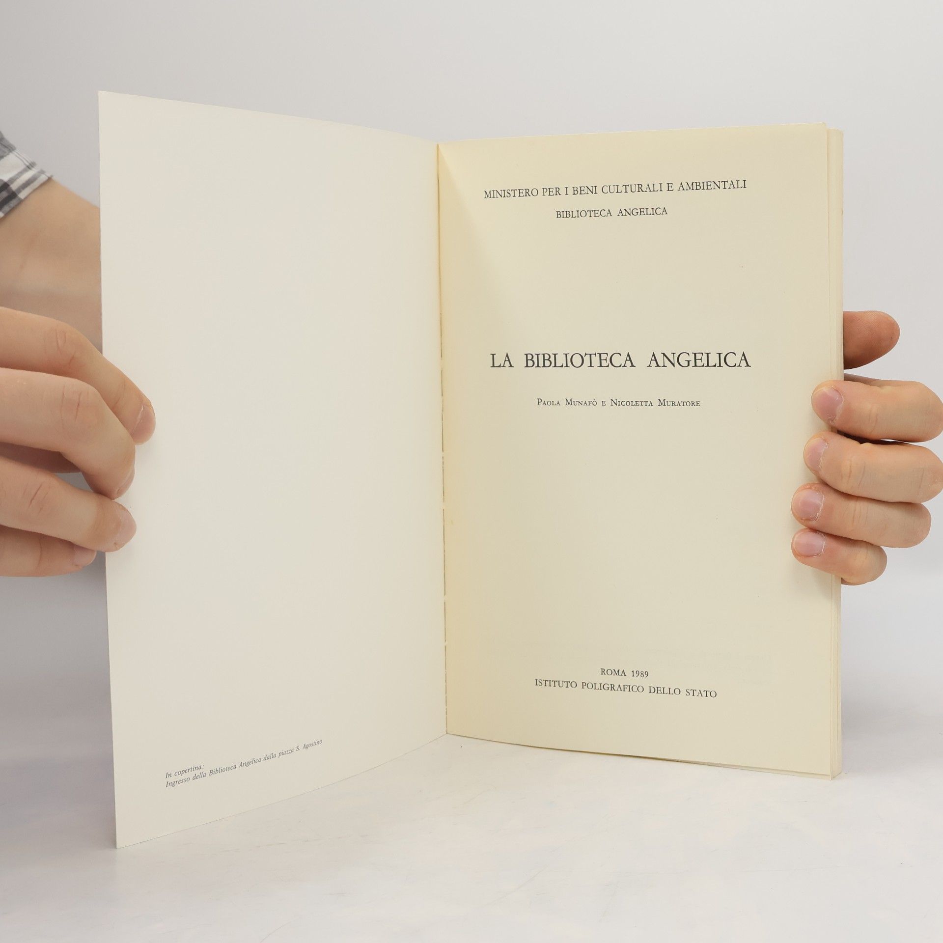 Paola Munafò La Biblioteca angelica