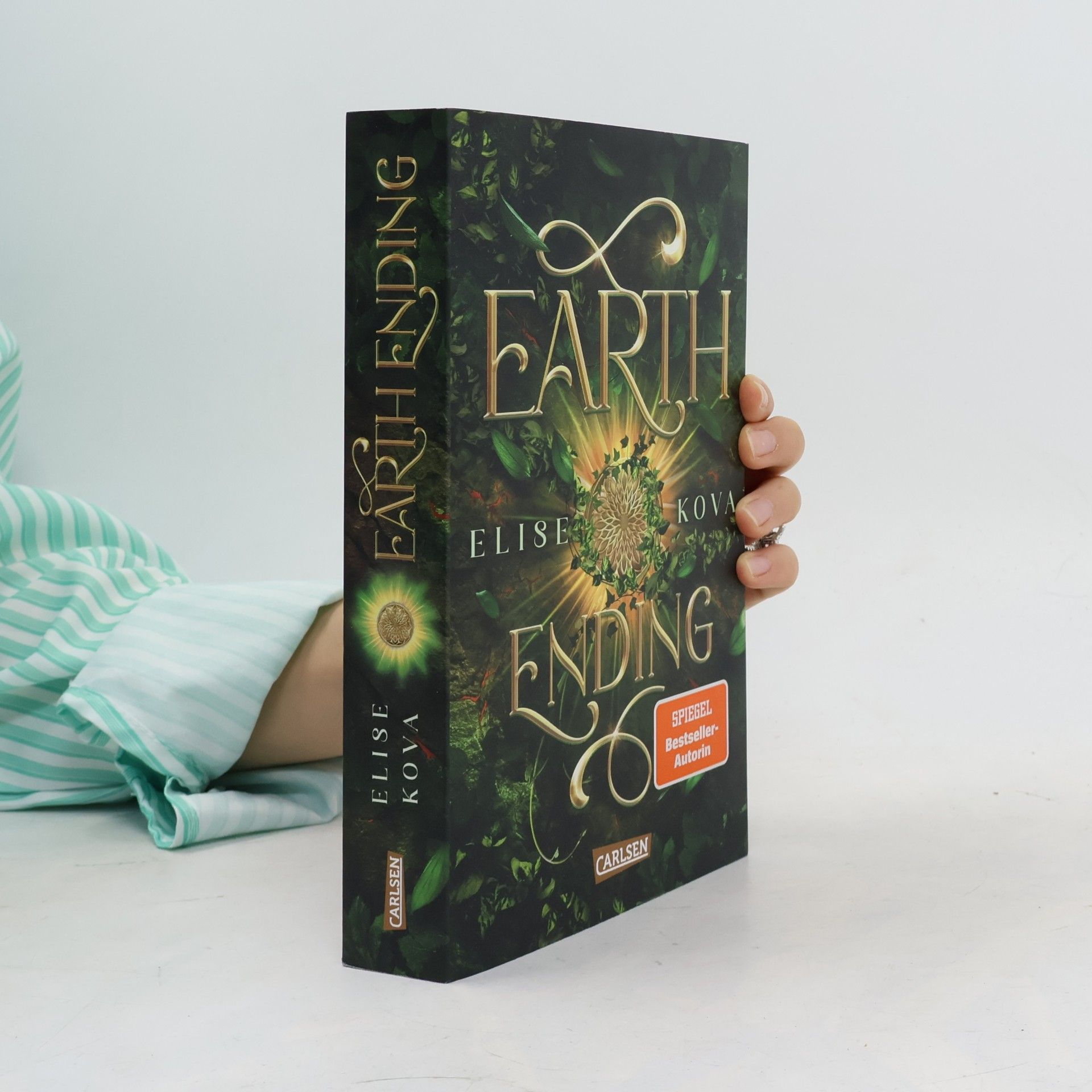 Earth Ending (Die Chroniken von Solaris 3)