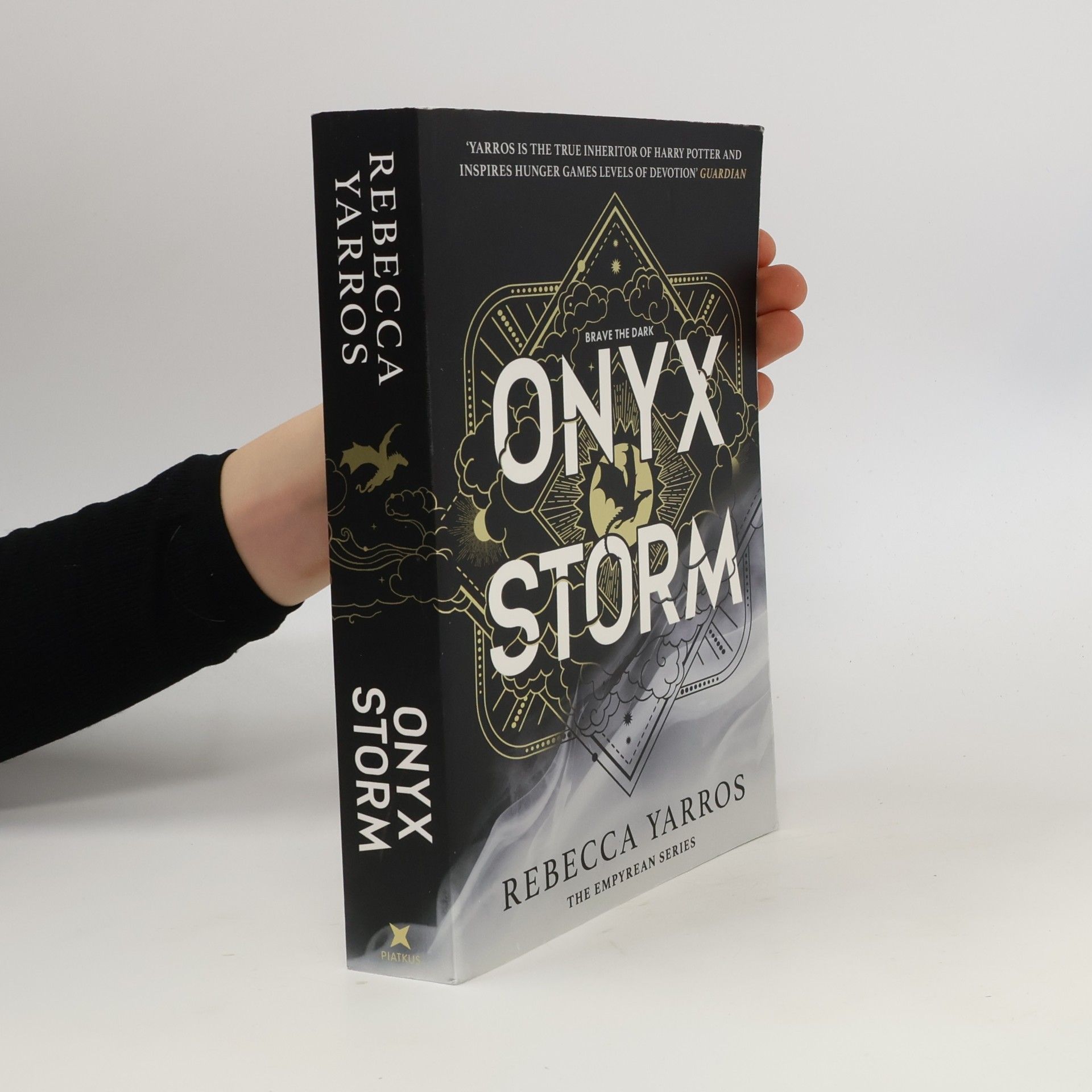 Rebecca Yarros Onyx Storm