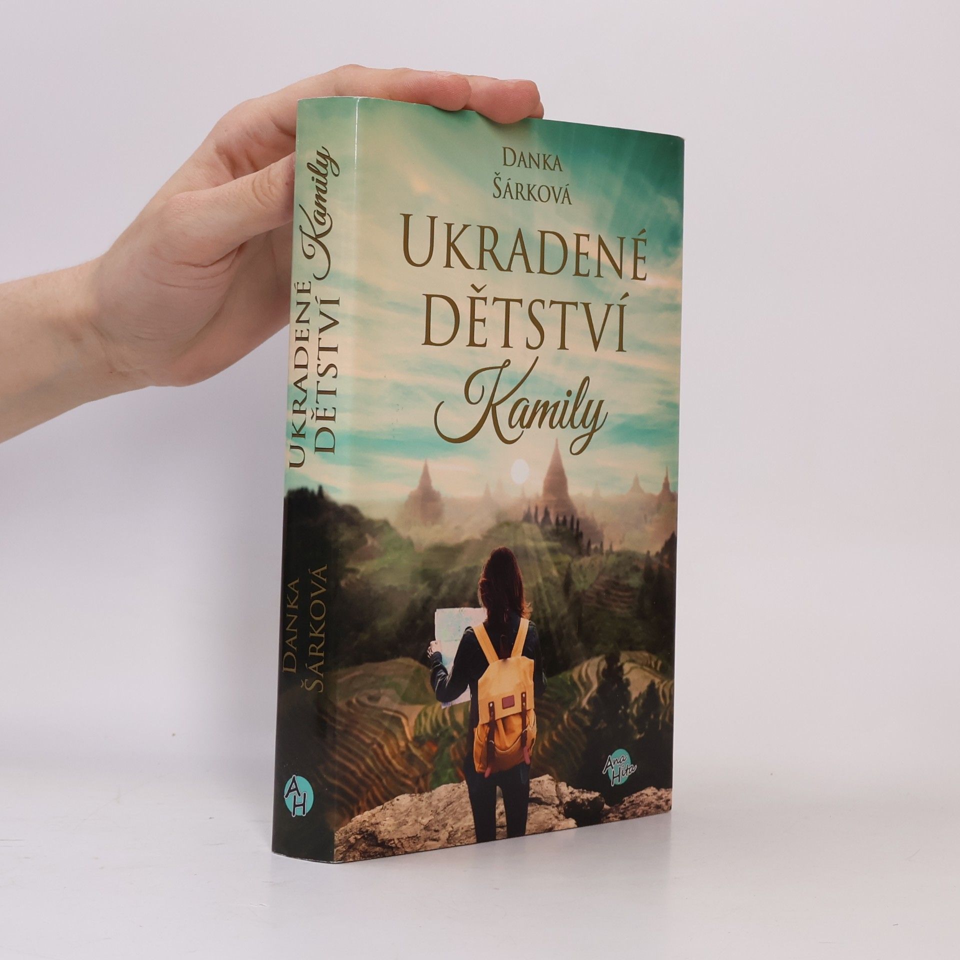 Danka Šárková Ukradené dětství Kamily