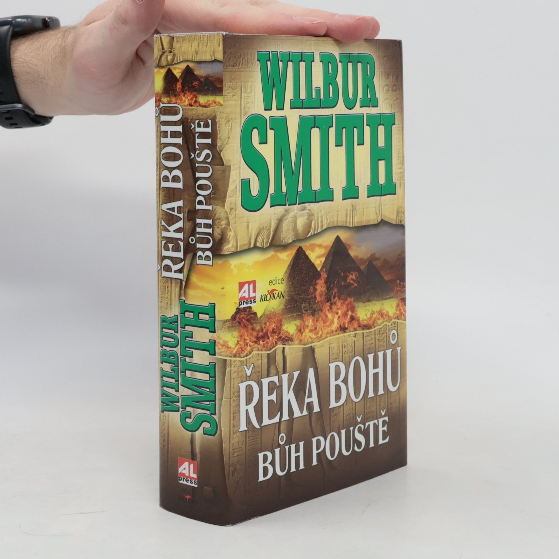 Wilbur Smith Řeka bohů. Bůh pouště