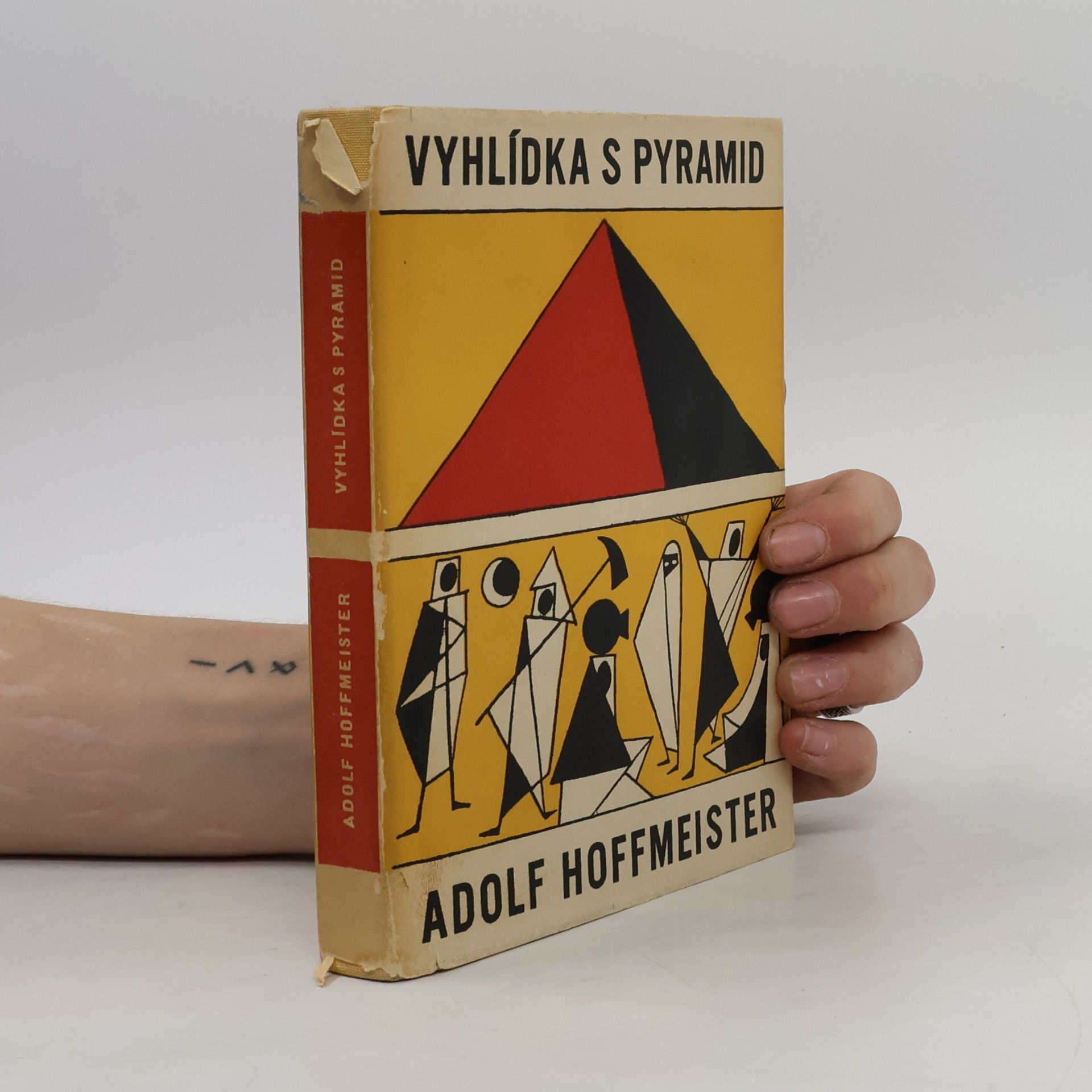 Adolf Hoffmeister Vyhlídka s pyramid
