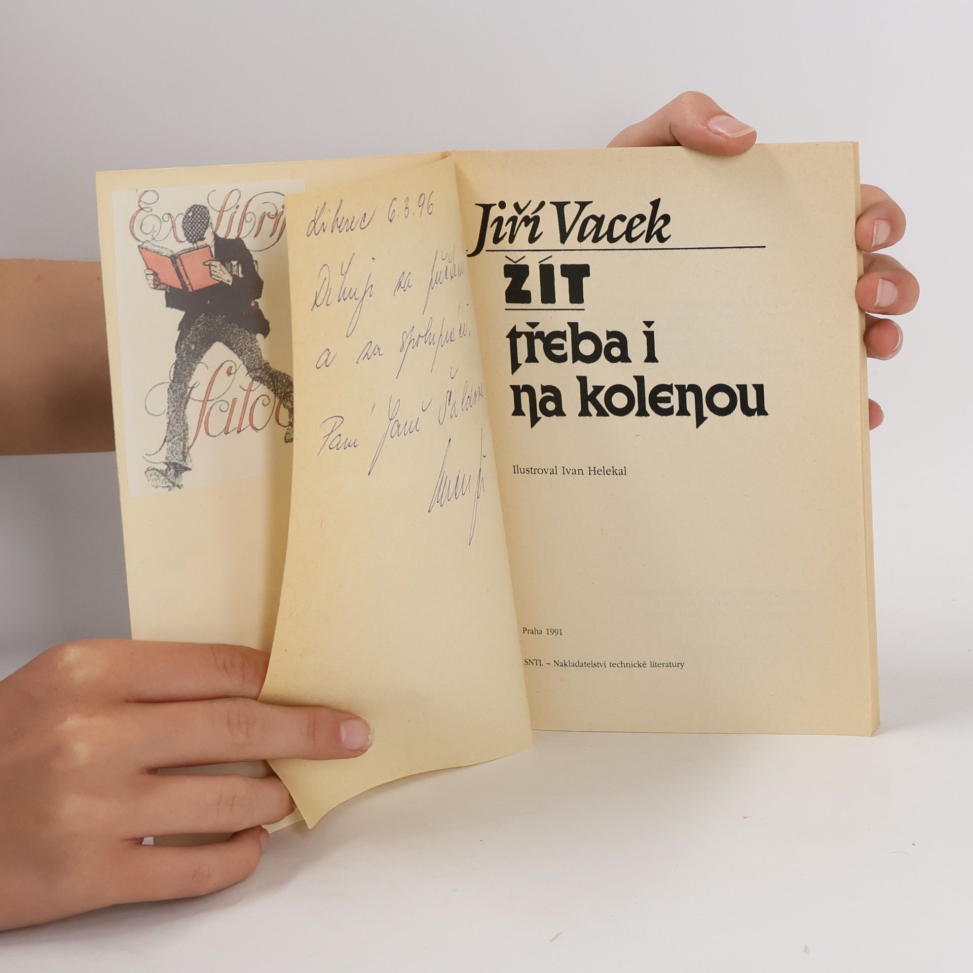Jiří Vacek Žít třeba i na kolenou
