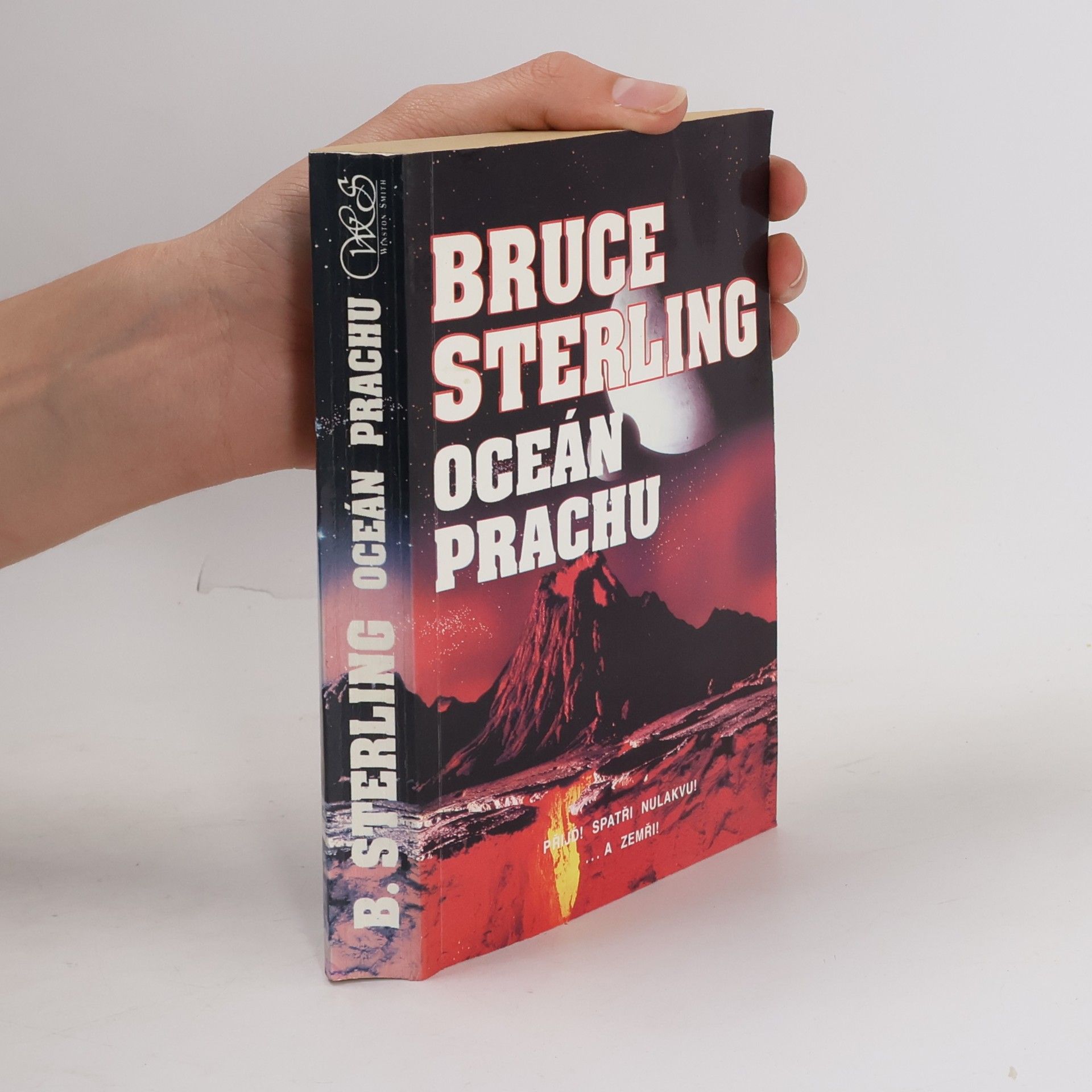 Bruce Sterling Oceán prachu