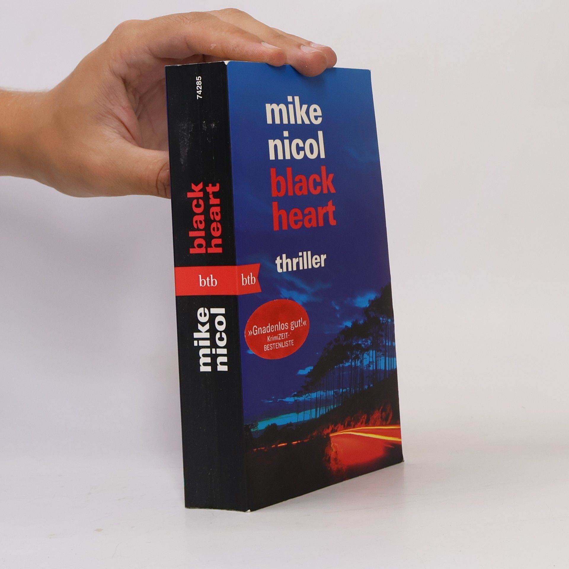 Mike Nicol Black heart