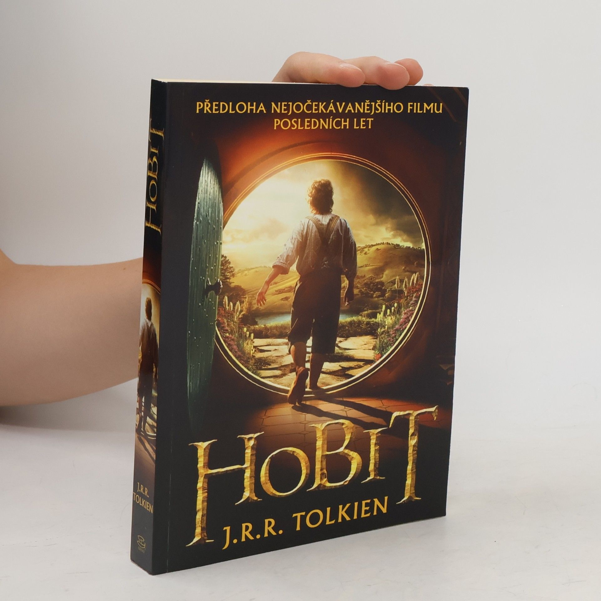 J. R. R. Tolkien Hobit, aneb, Cesta tam a zase zpátky
