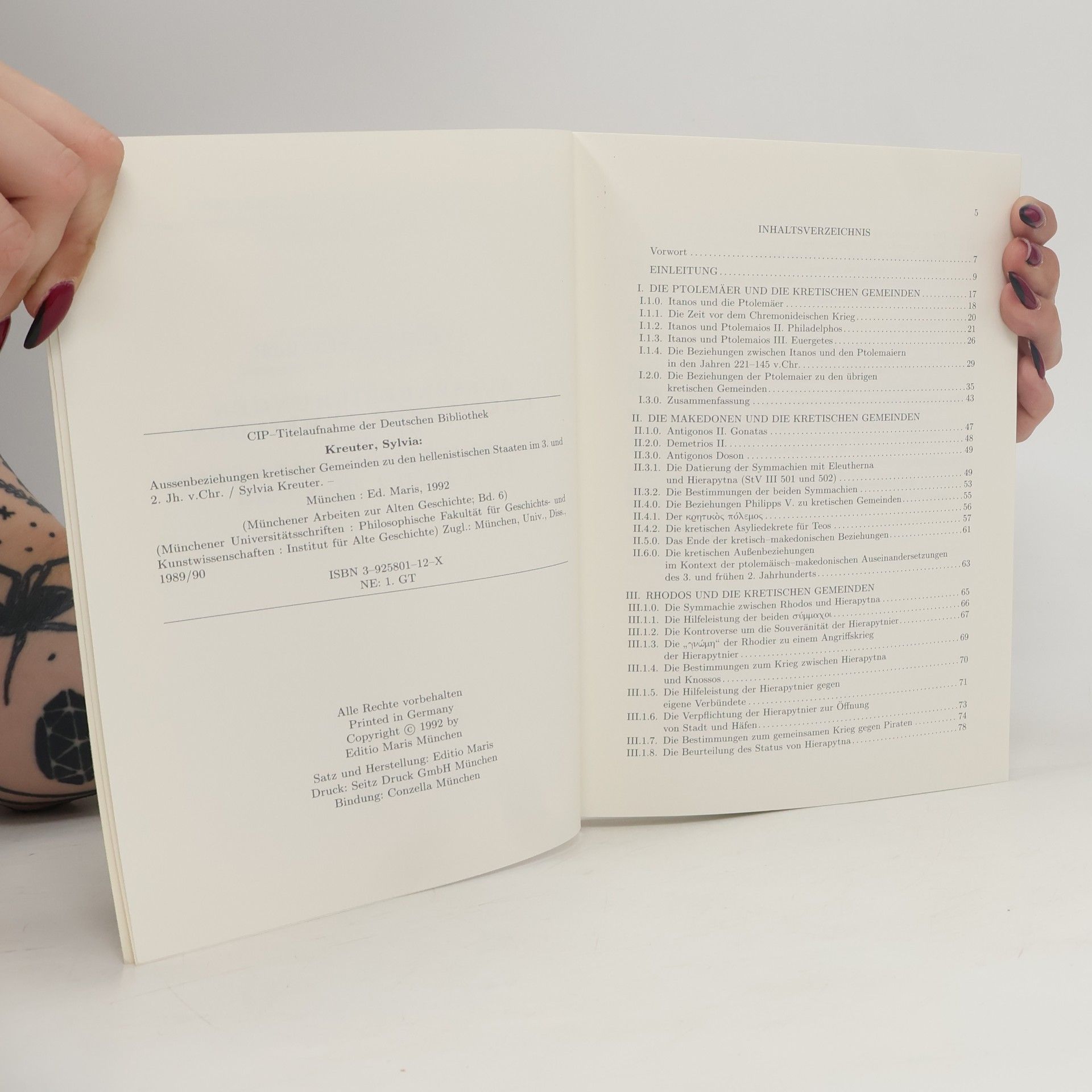 Sylvia Kreuter Aussenbeziehungen kretischer Gemeinden zu den hellenistischen Staaten im 3. und 2. Jh. v. Chr.