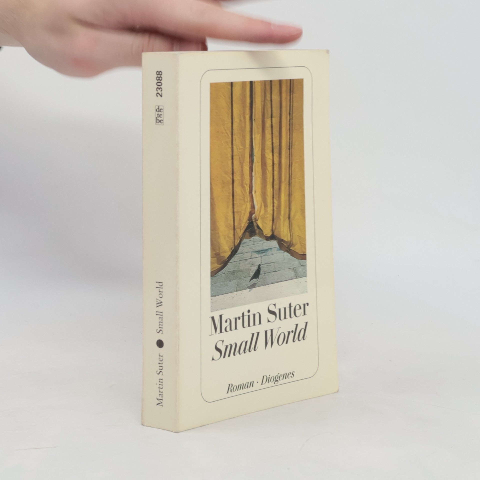 Martin Suter Small World