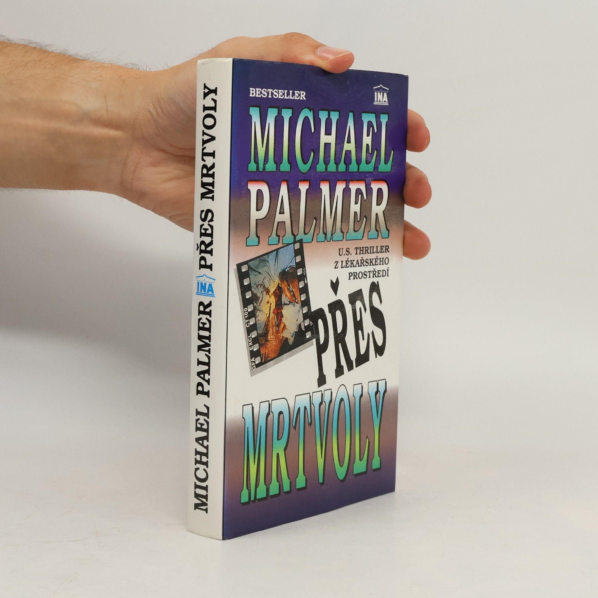 Michael Palmer Přes mrtvoly