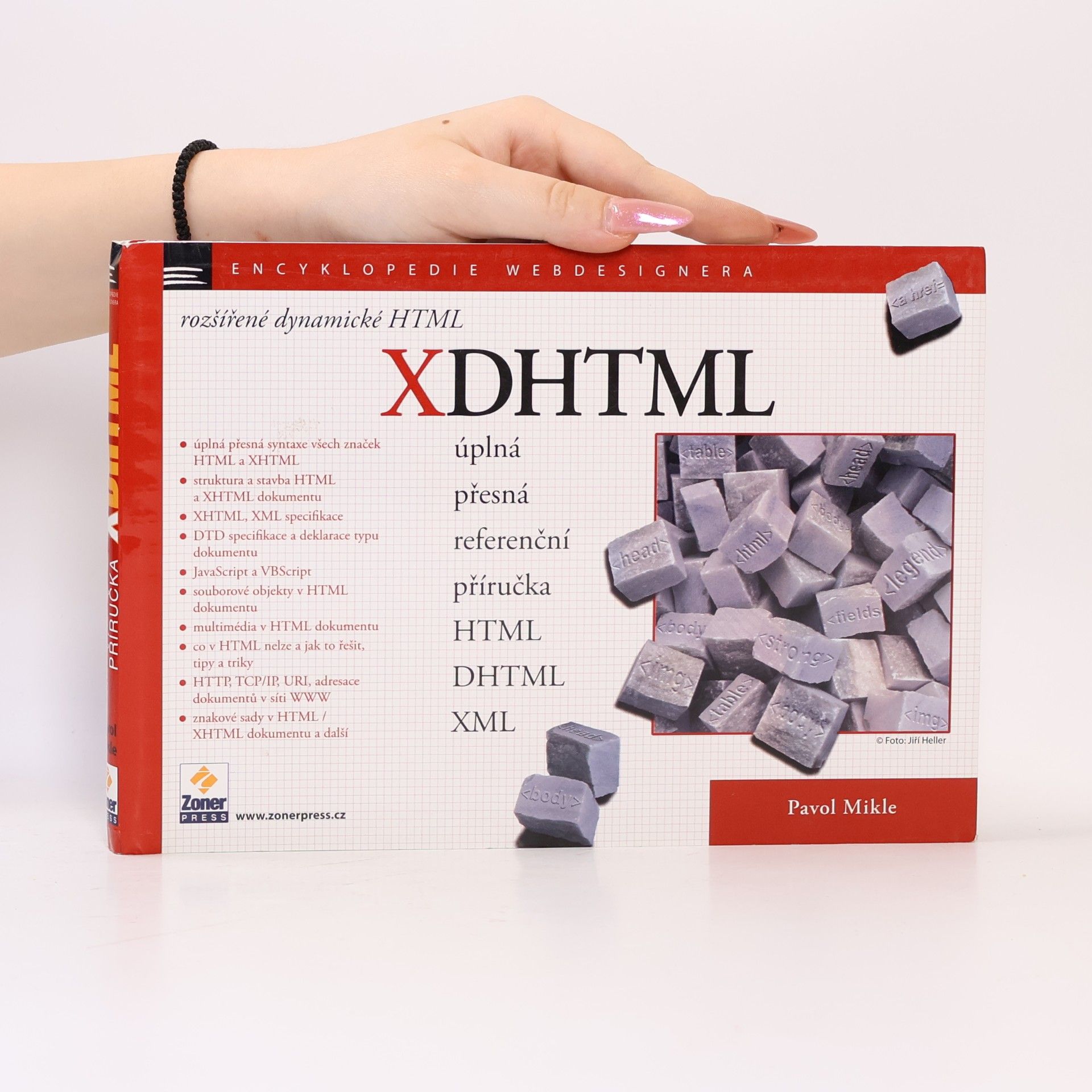 Pavel Mikle XDHTML – úplná přesná referenční příručka