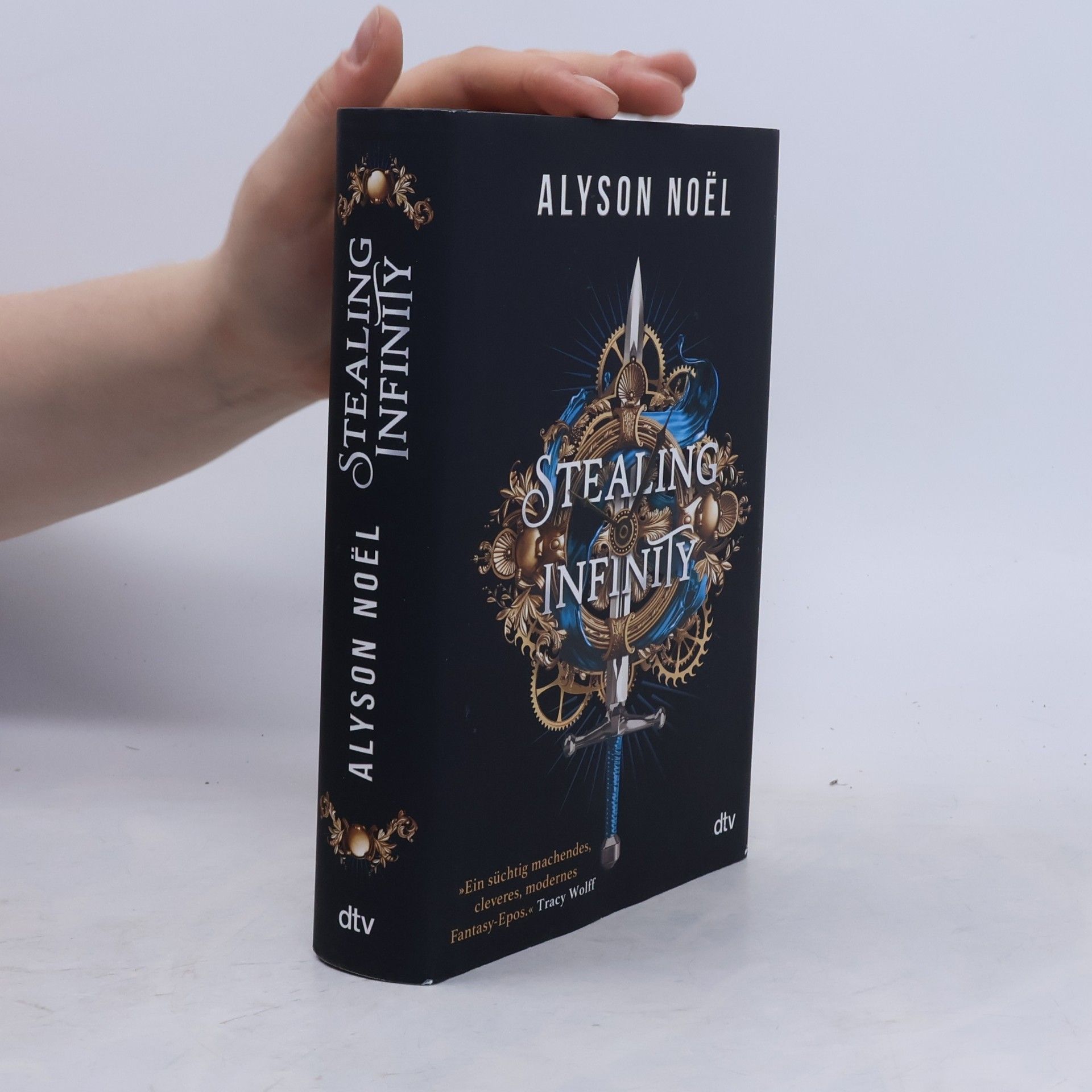 Alyson Noël Stealing infinity