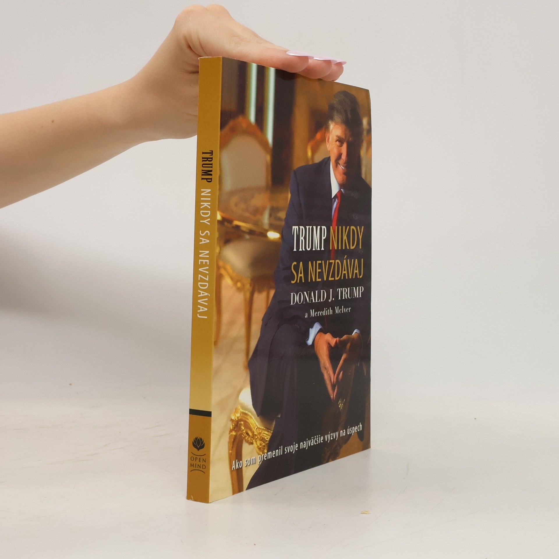 Donald Trump Nikdy sa nevzdávaj