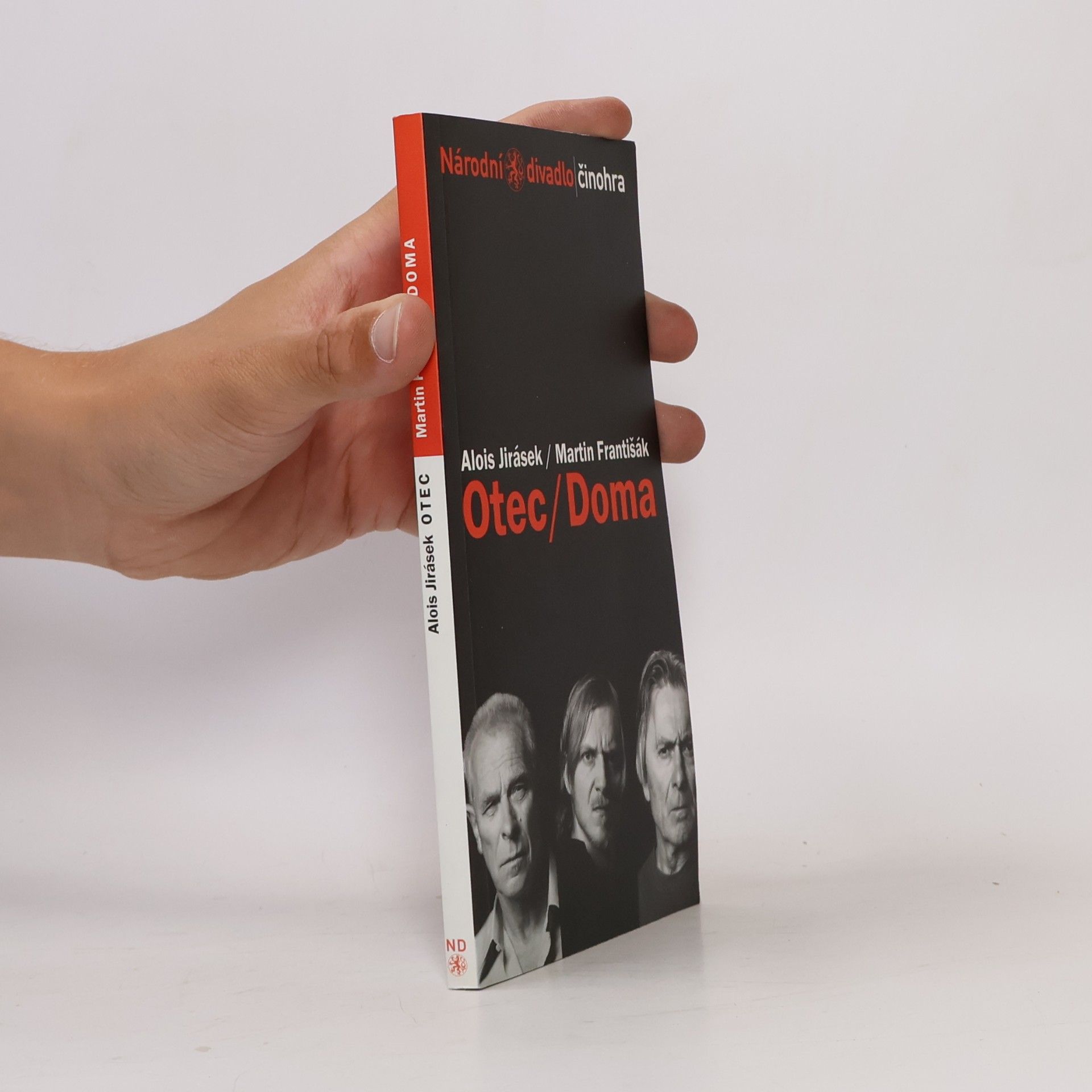 Daria Ullrichová Otec / Doma