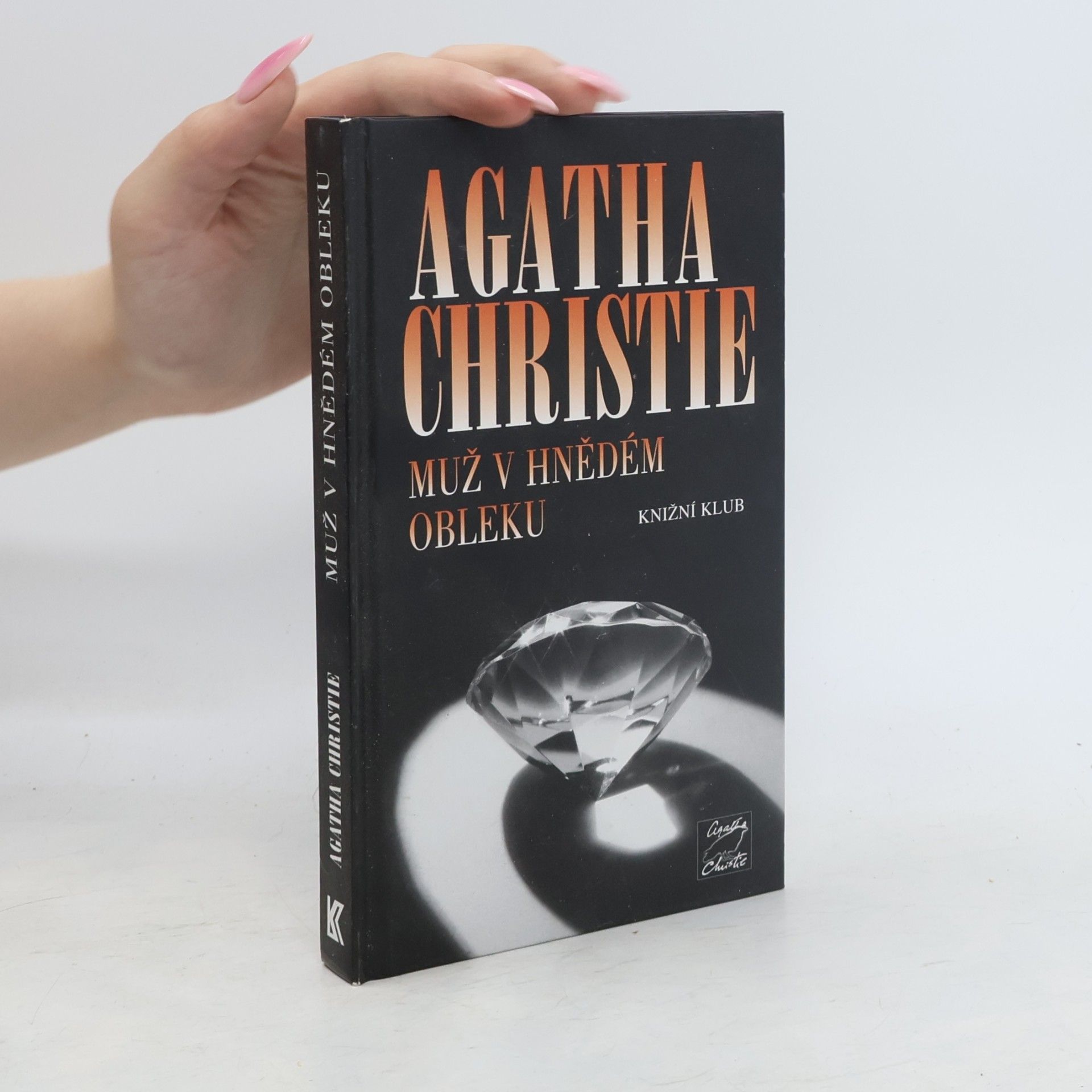Agatha Christie Muž v hnědém obleku
