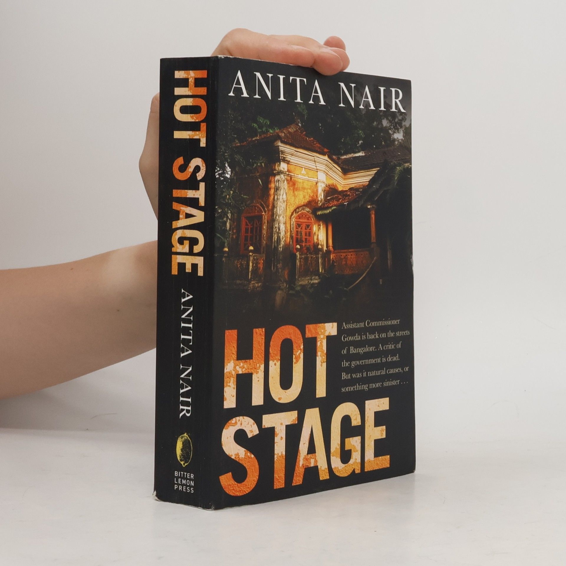 Anita Nair Hot Stage