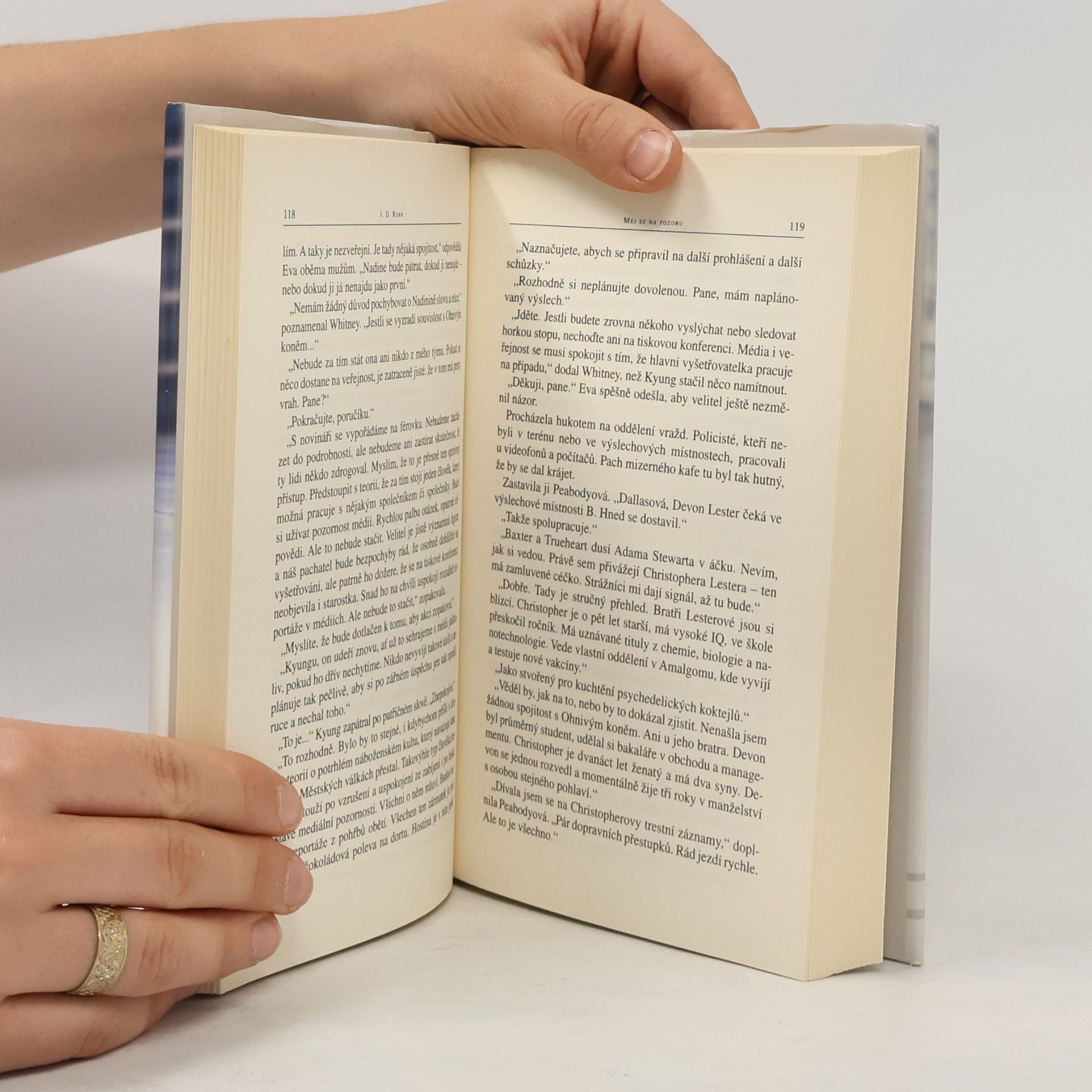 Nora Roberts Měj se na pozoru
