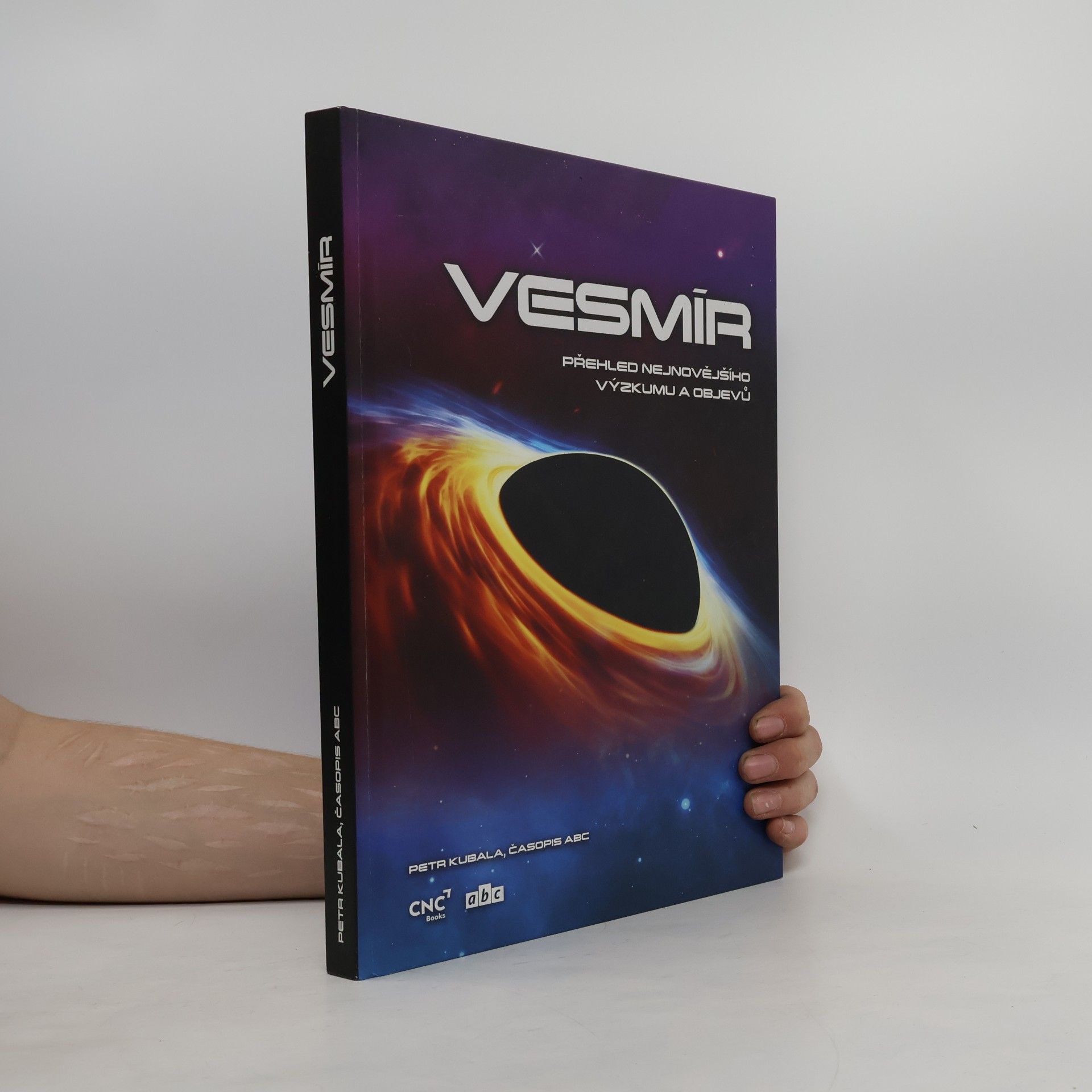 Vesmír