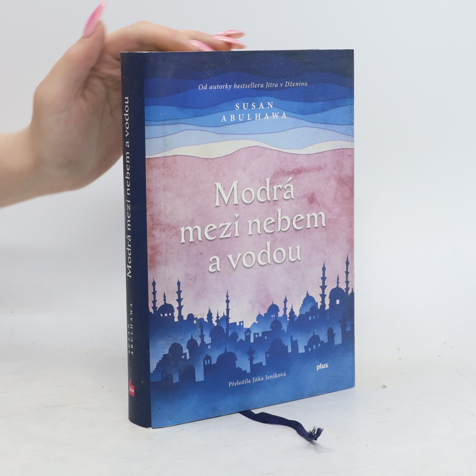 Susan Abulhawa Modrá mezi nebem a vodou