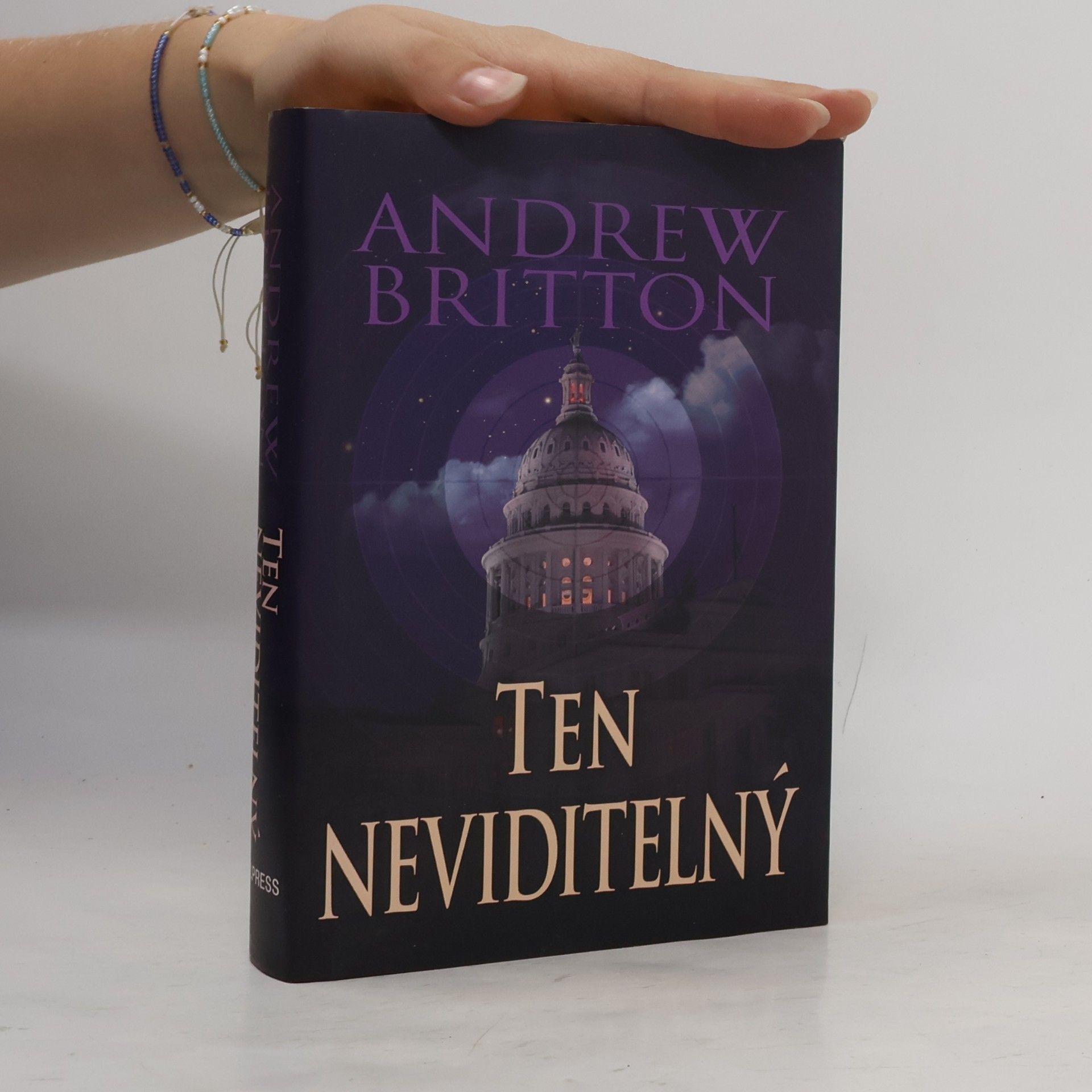 Andrew Britton Ten neviditelný