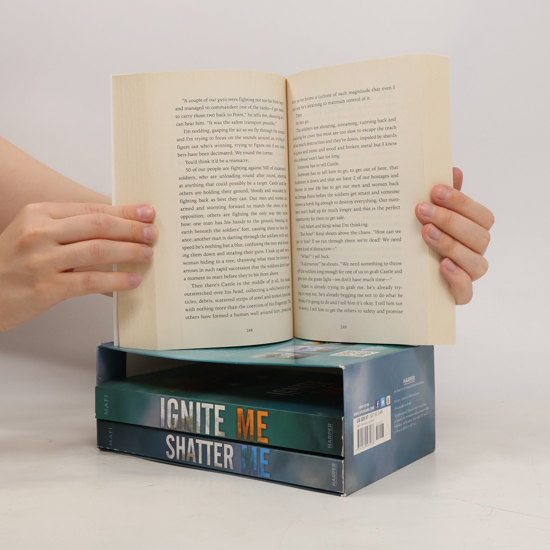 Тагере Мафі Shatter Me Series Box Set, 3 Vols.