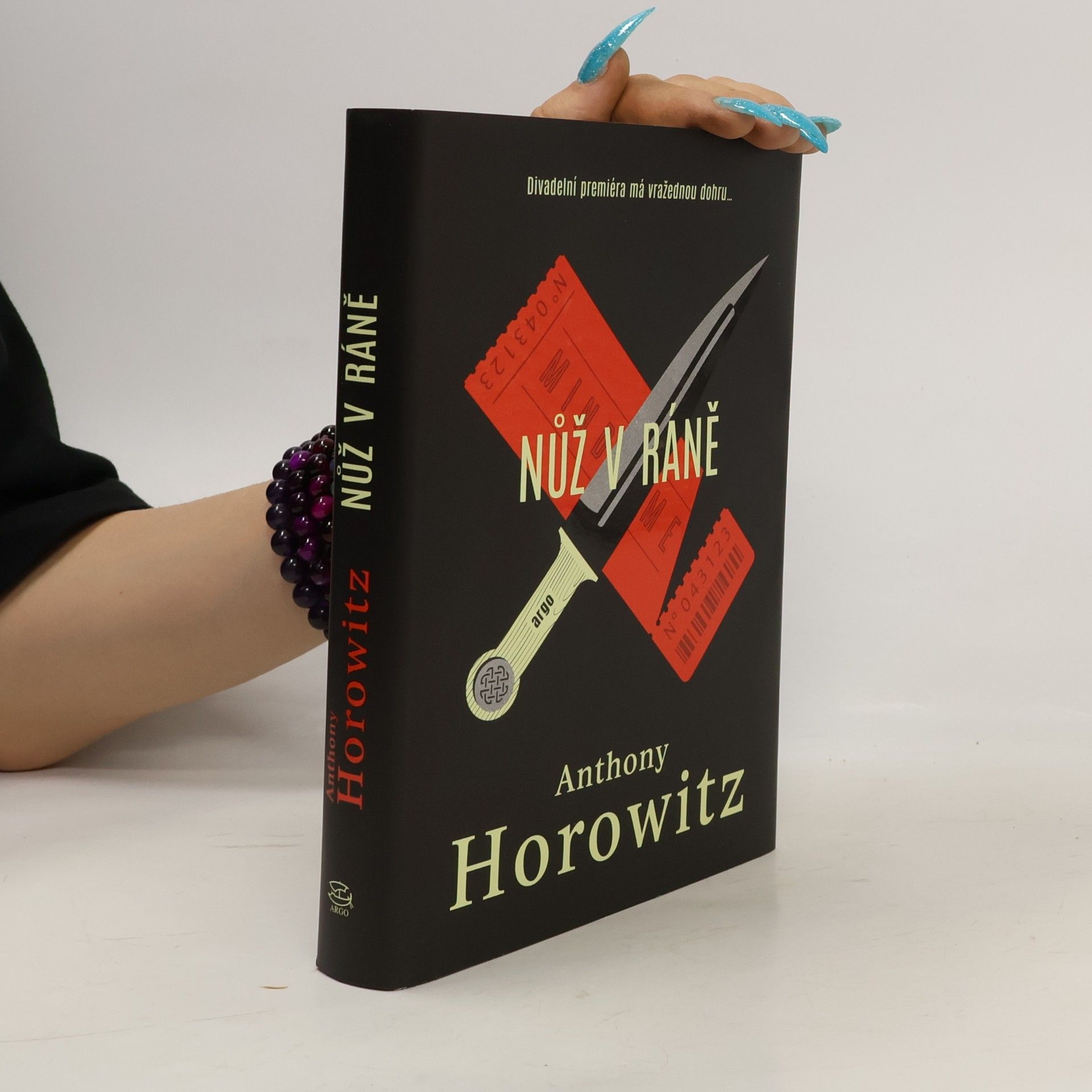Lucie Johnová Nůž v ráně