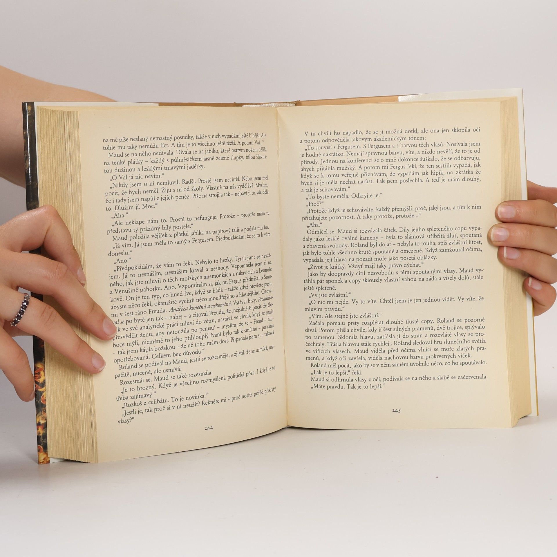 A. S. Antonia Susan Byatt Posedlost