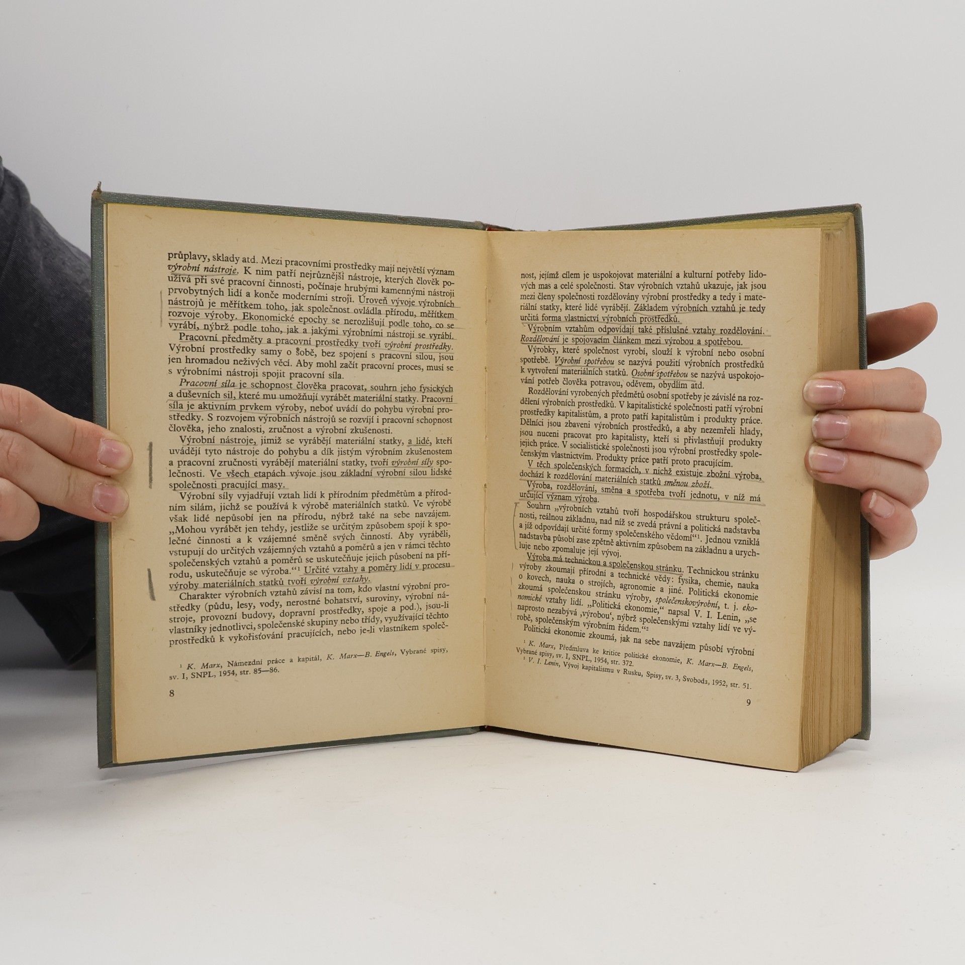 Various authors Politická ekonomie