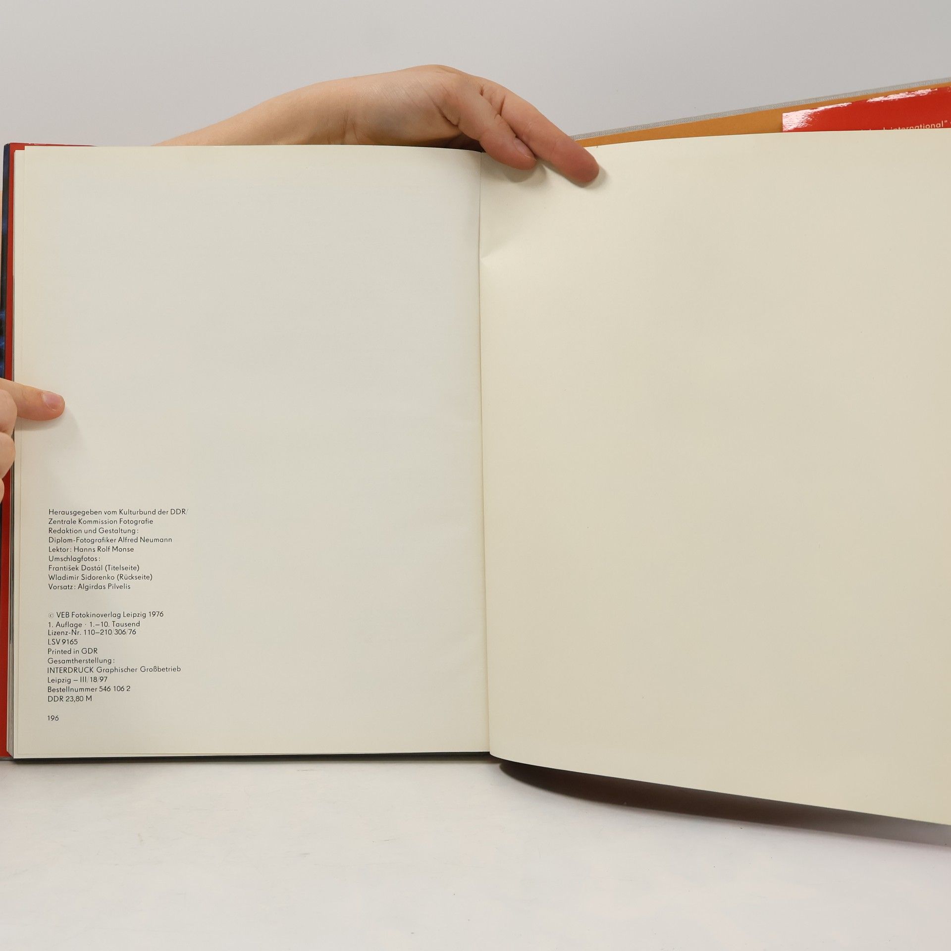 Kolektiv autorů Fotojahrbuch international 1976
