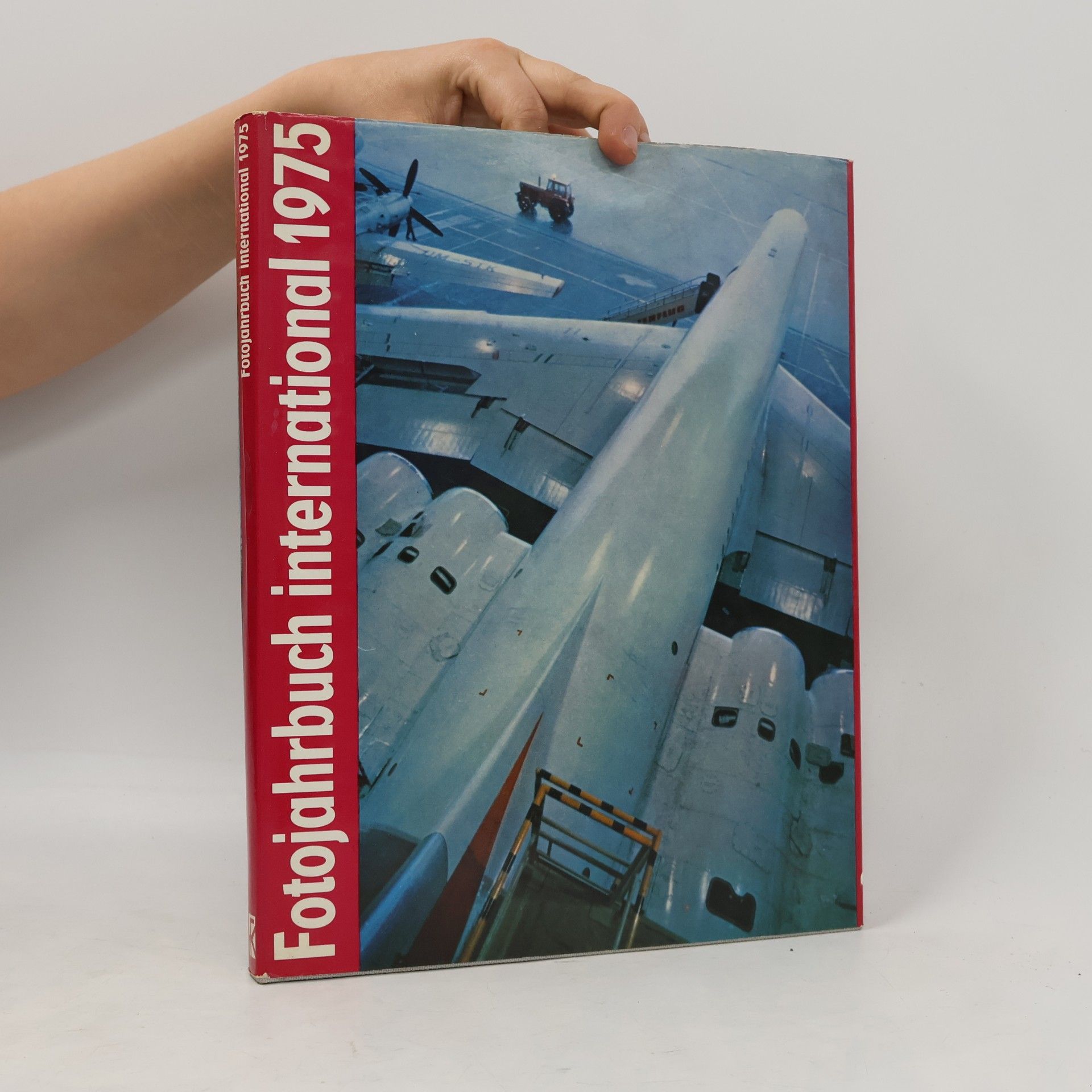 Kolektiv autorů Fotojahrbuch international 1975