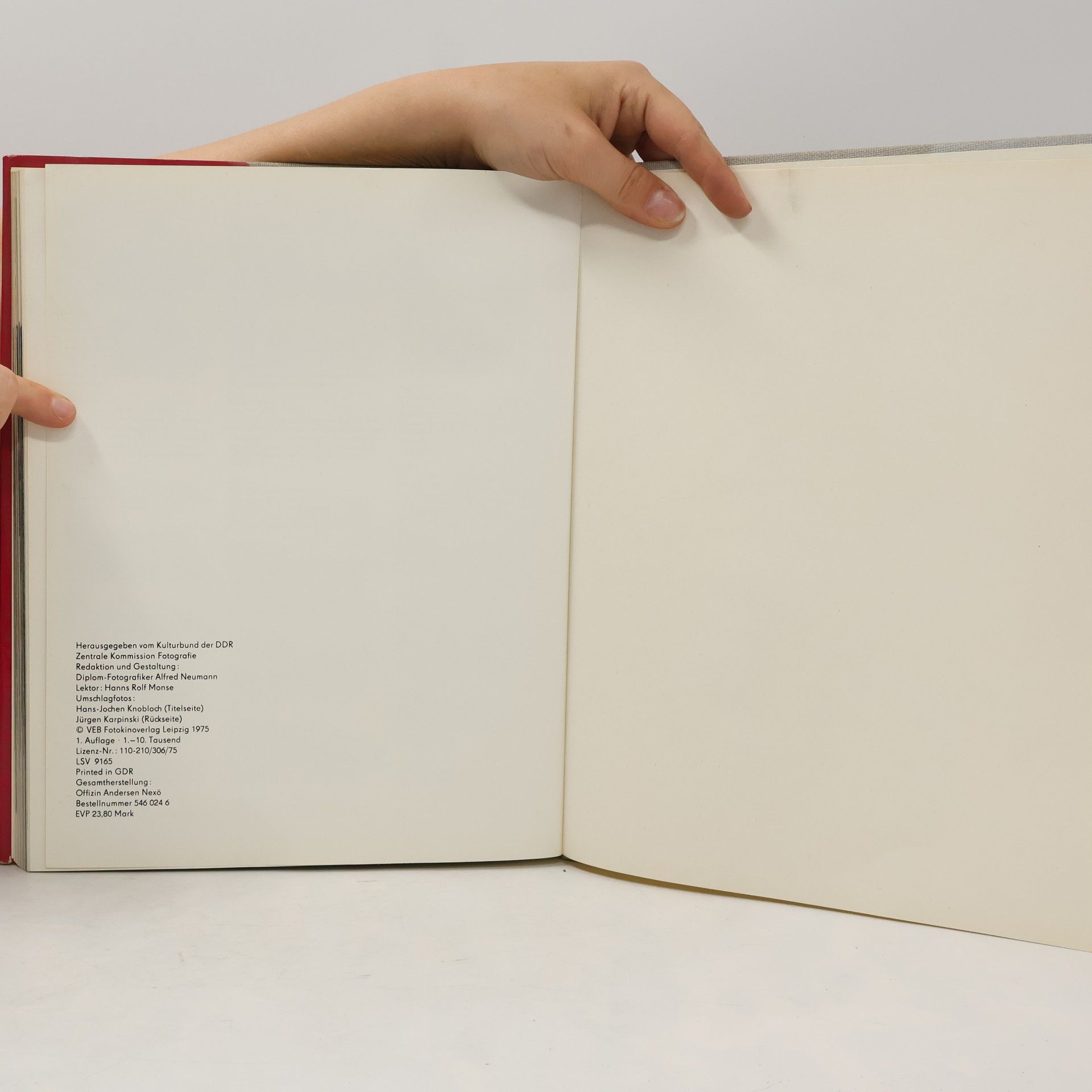 Kolektiv autorů Fotojahrbuch international 1975