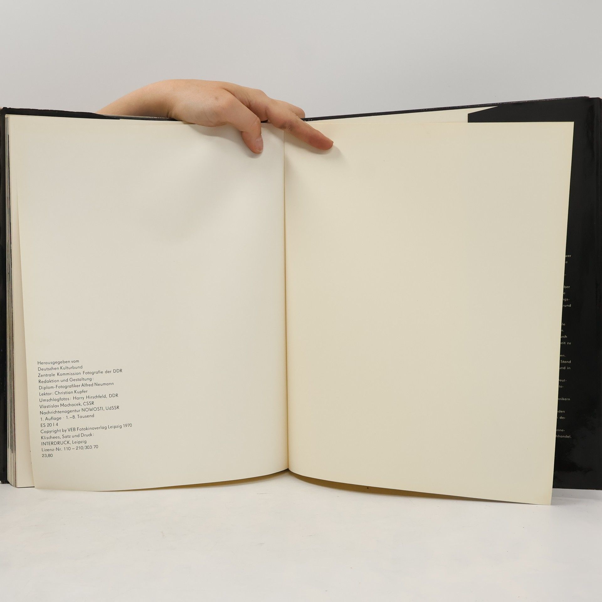 Kolektiv autorů Fotojahrbuch international 1970/71