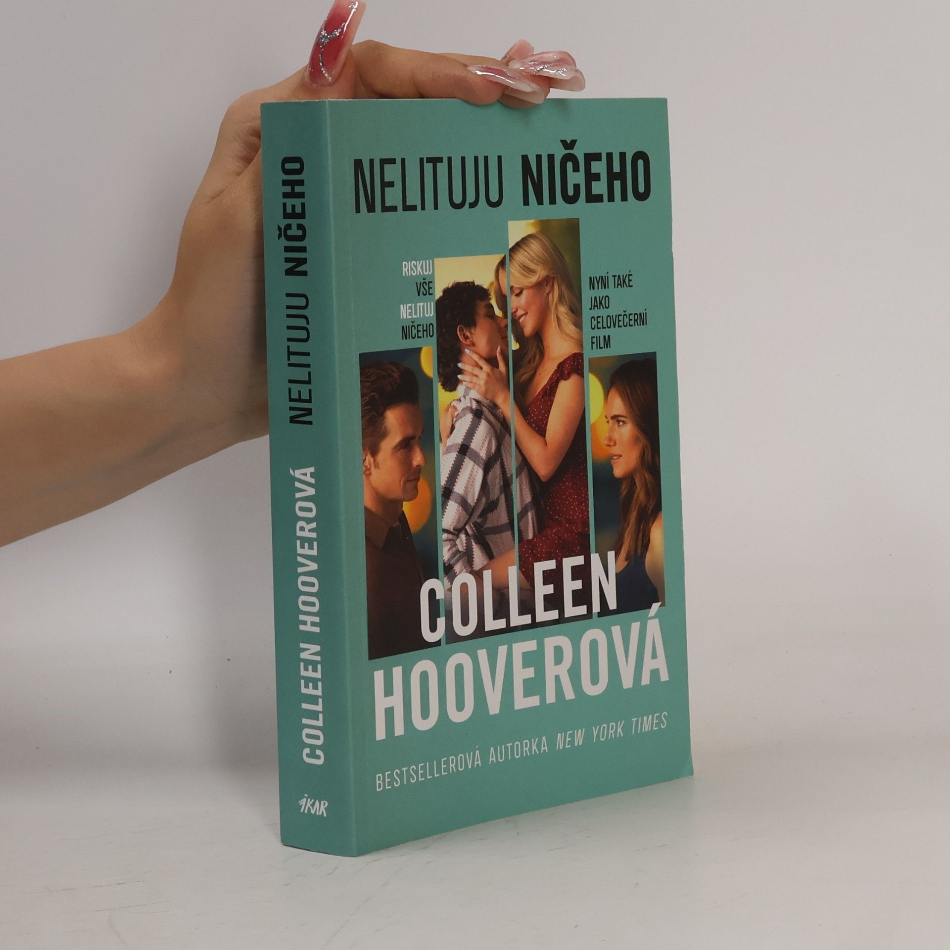 Colleen Hoover Nelituju ničeho