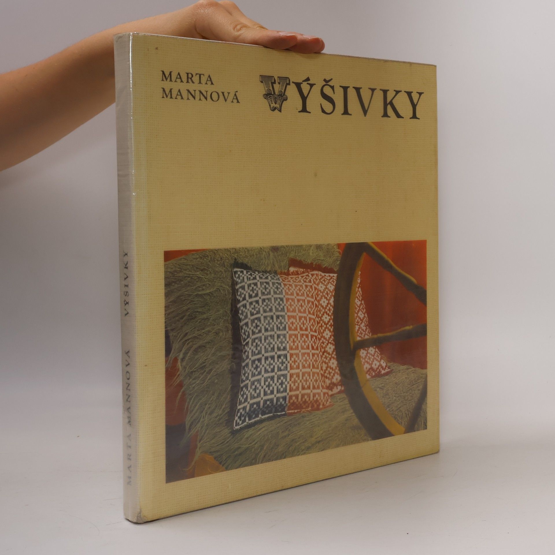 Marta Mannová Výšivky