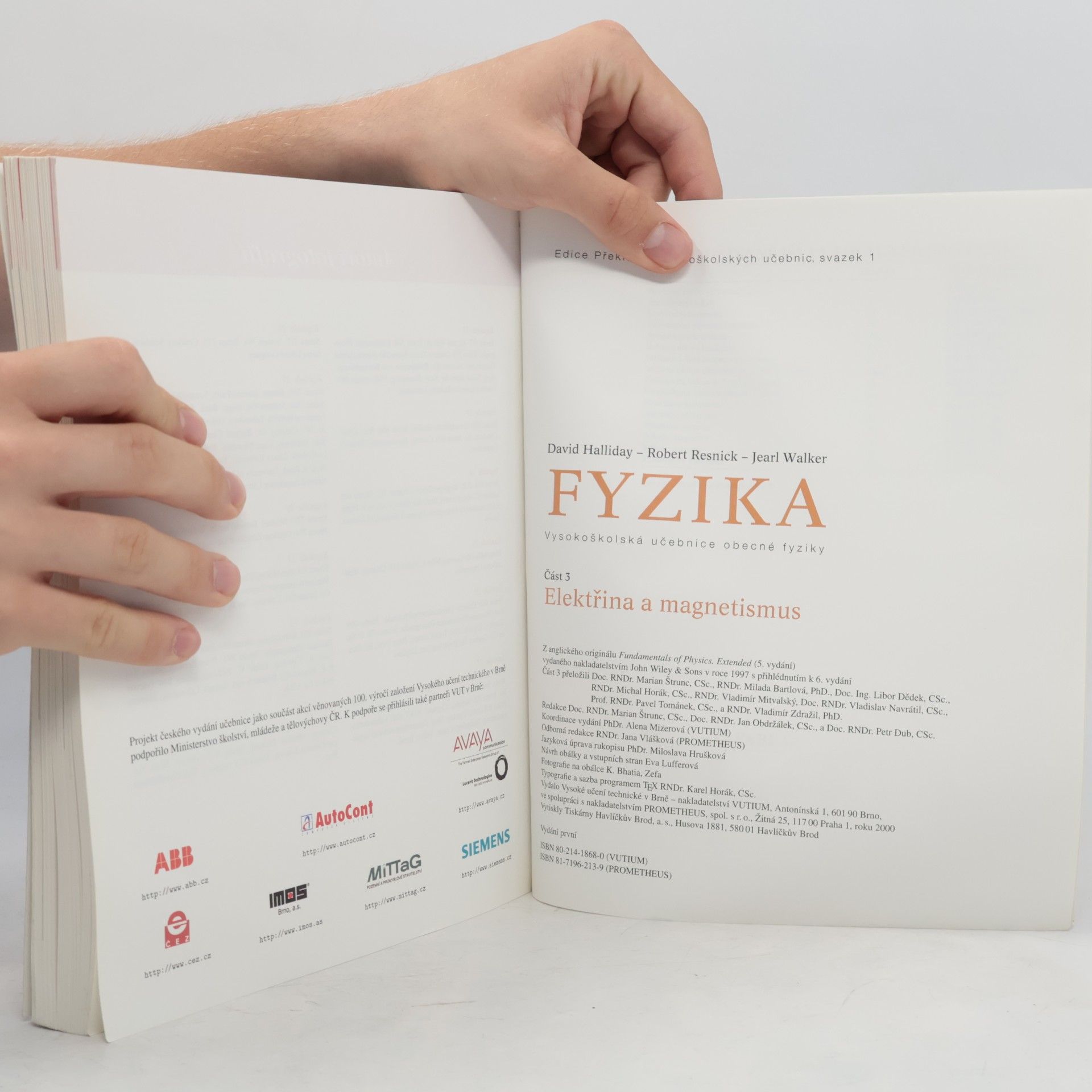 Collectif d'auteurs Fyzika. Část 3 - Elektřina a magnetismus