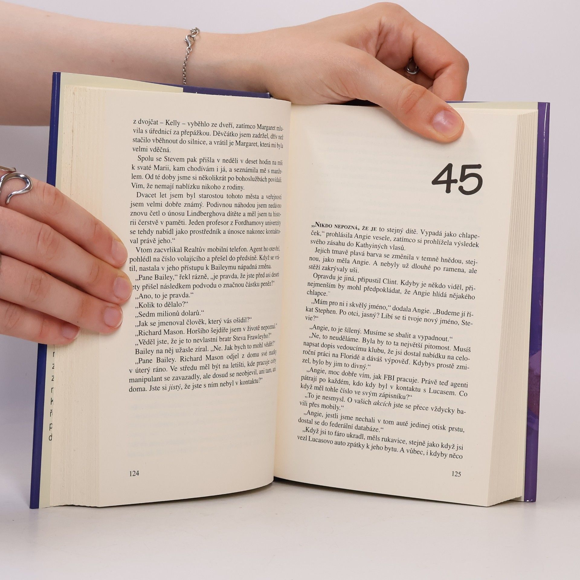 Mary Higgins Clark Děvčátka v modrém