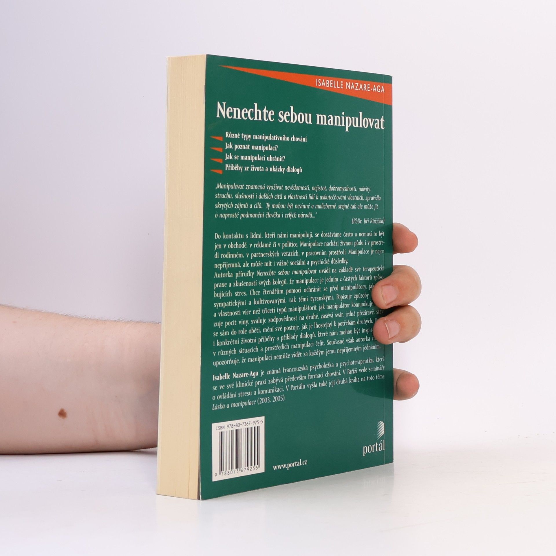 Isabelle Nazare-Aga Nenechte sebou manipulovat