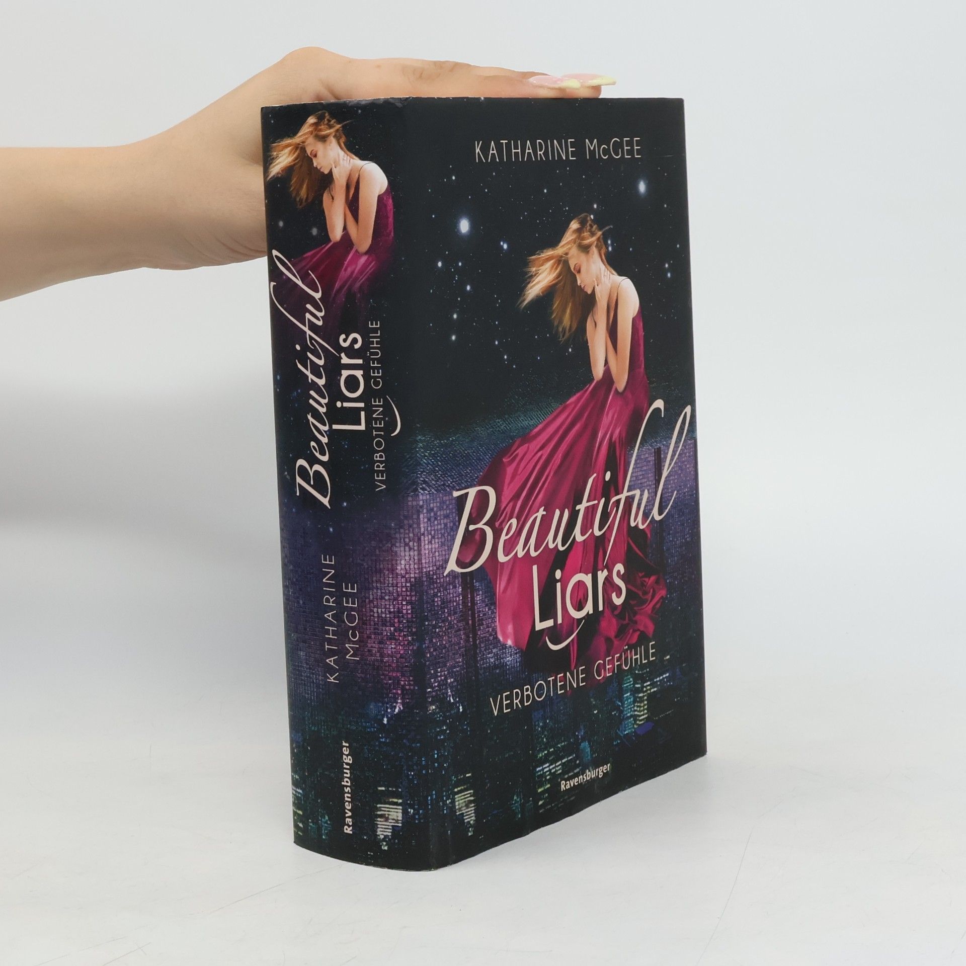 Katharine McGee Beautiful liars