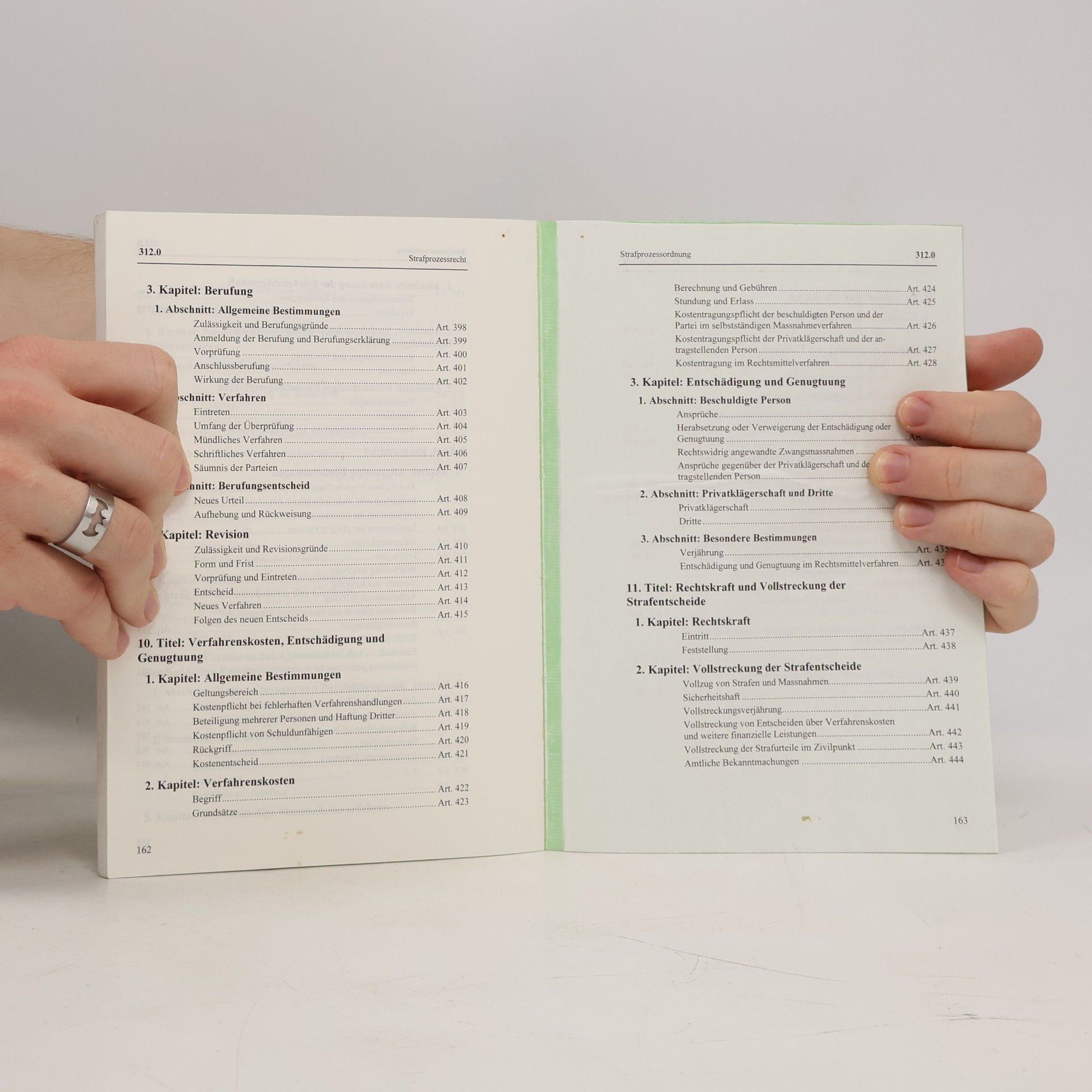 Various authors Schweizerische Strafprozessordnung