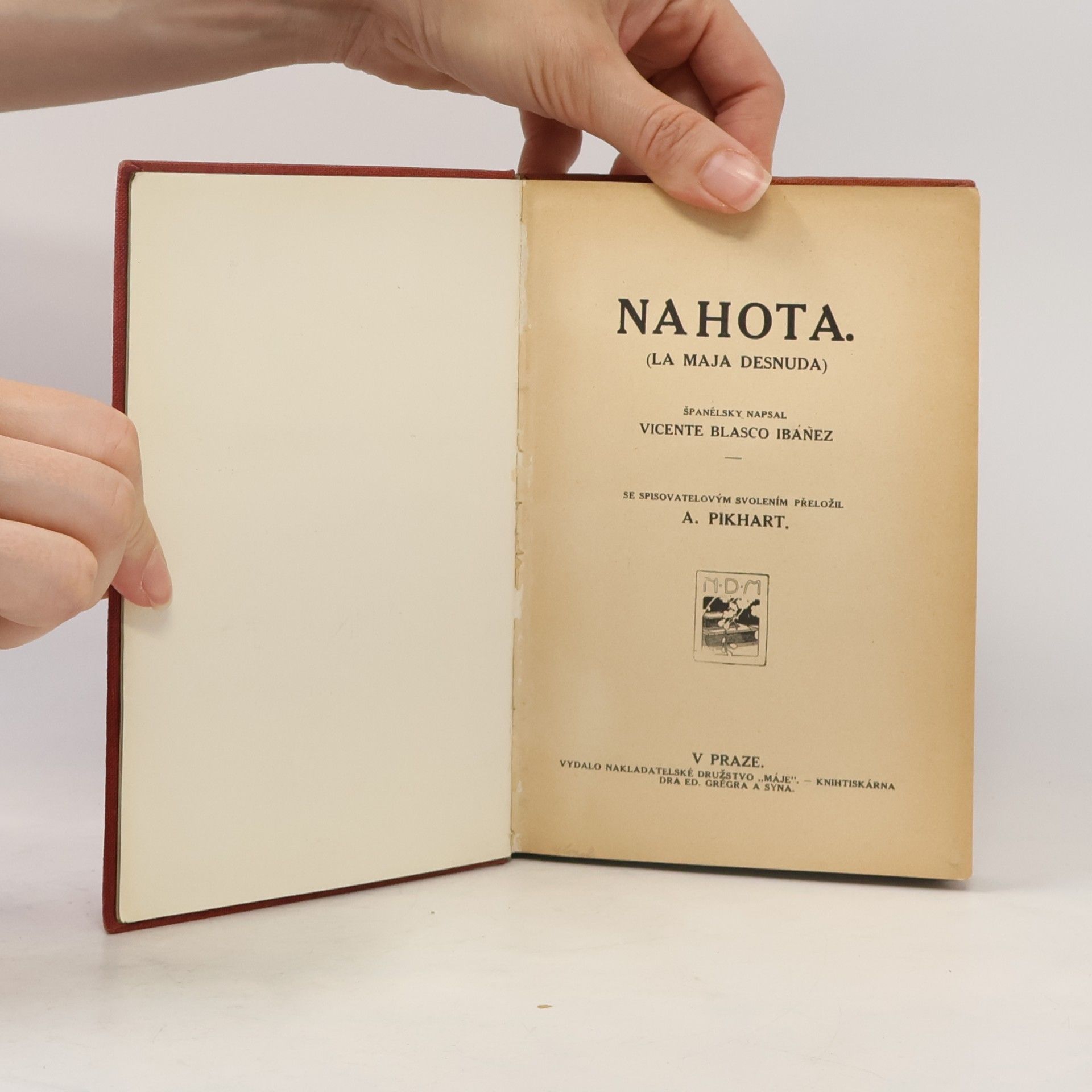 Kolektiv autorů Nahota