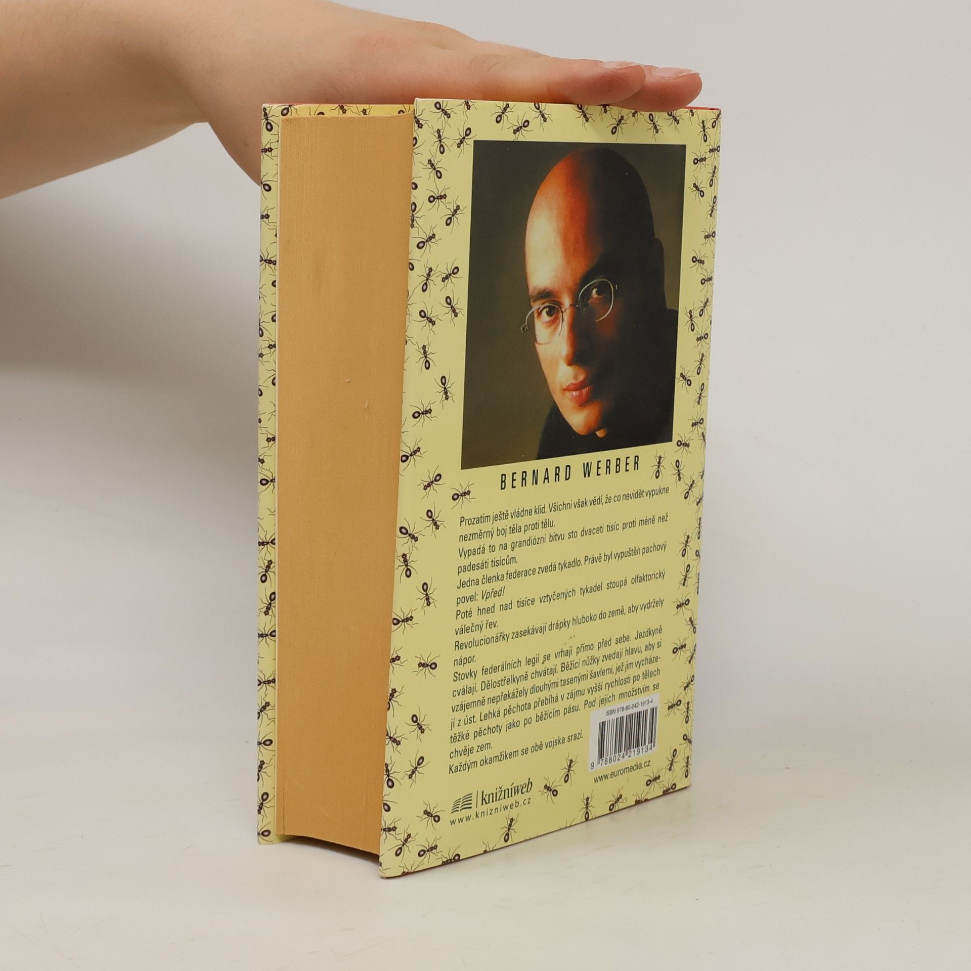 Bernard Werber Revoluce mravenců