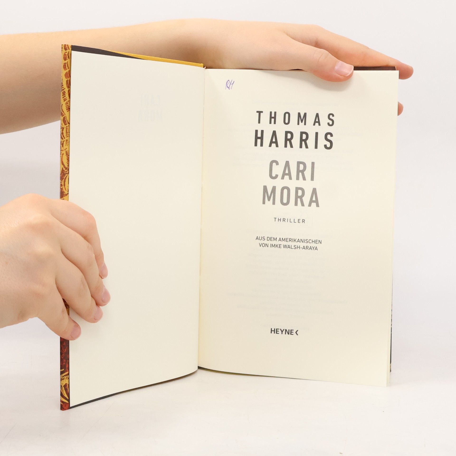 Thomas Harris Cari Mora