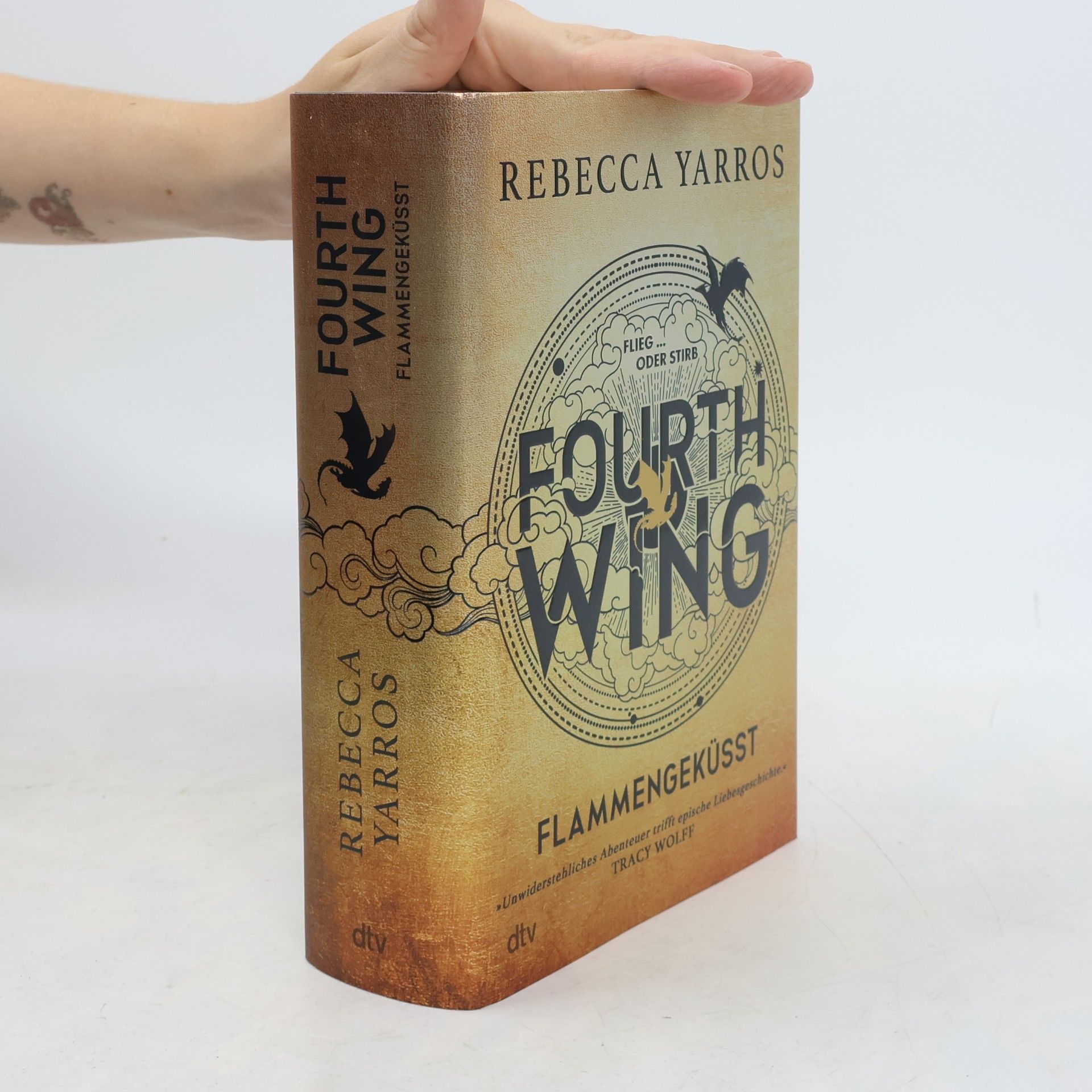 Rebecca Yarros Fourth Wing