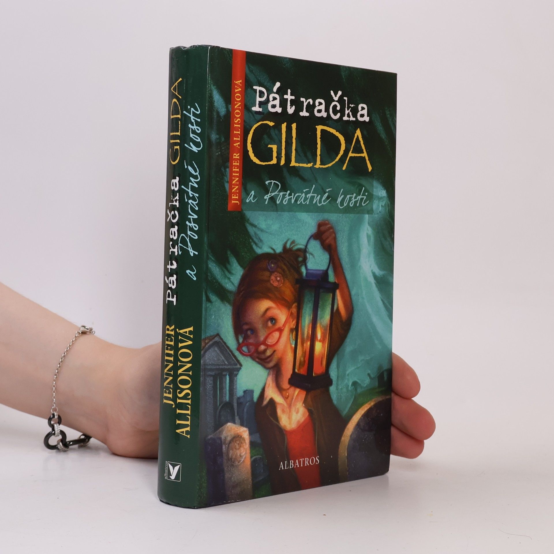 Jennifer Allison Pátračka Gilda a Posvátné kosti
