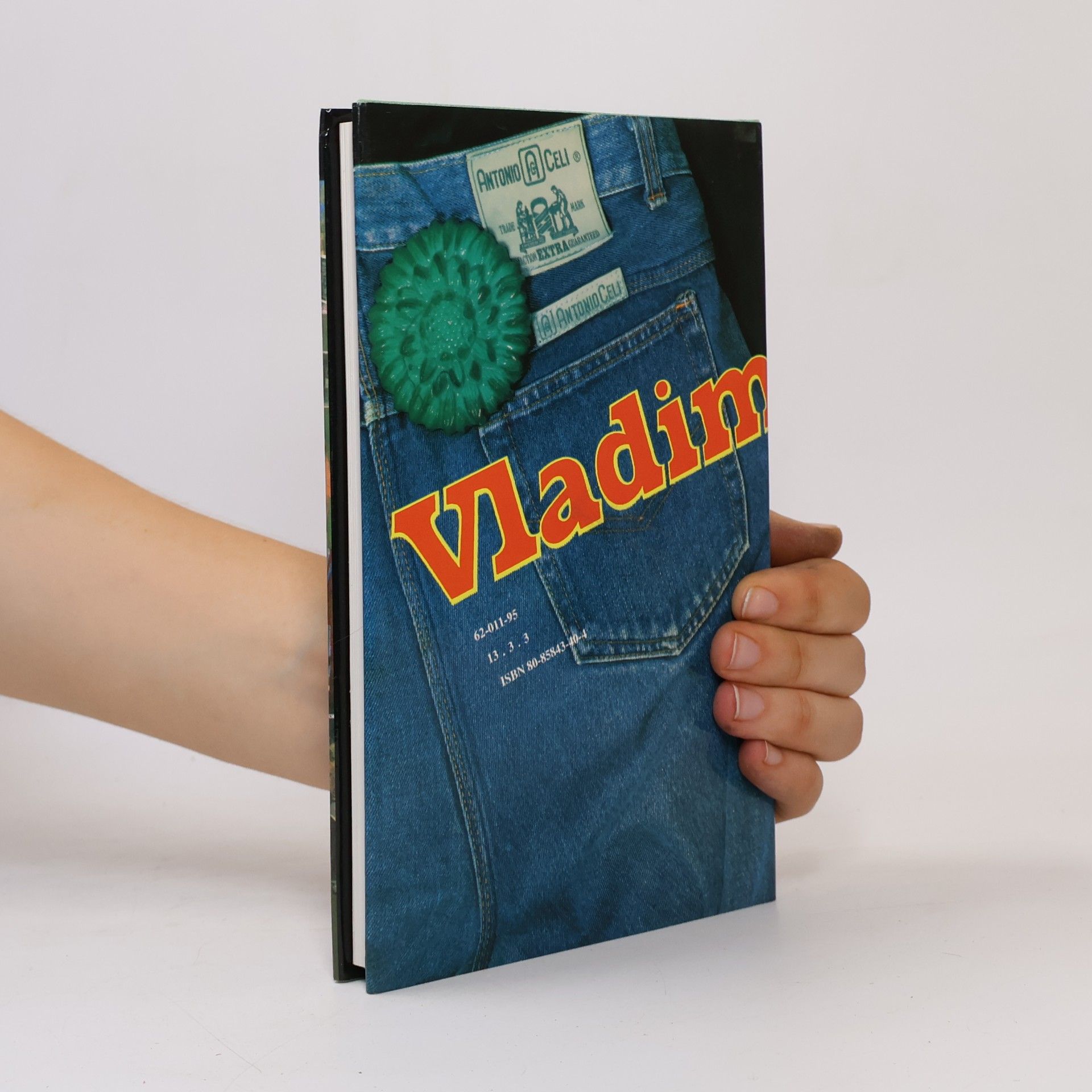 Vladimír Páral Mladý muž & bílá velryba