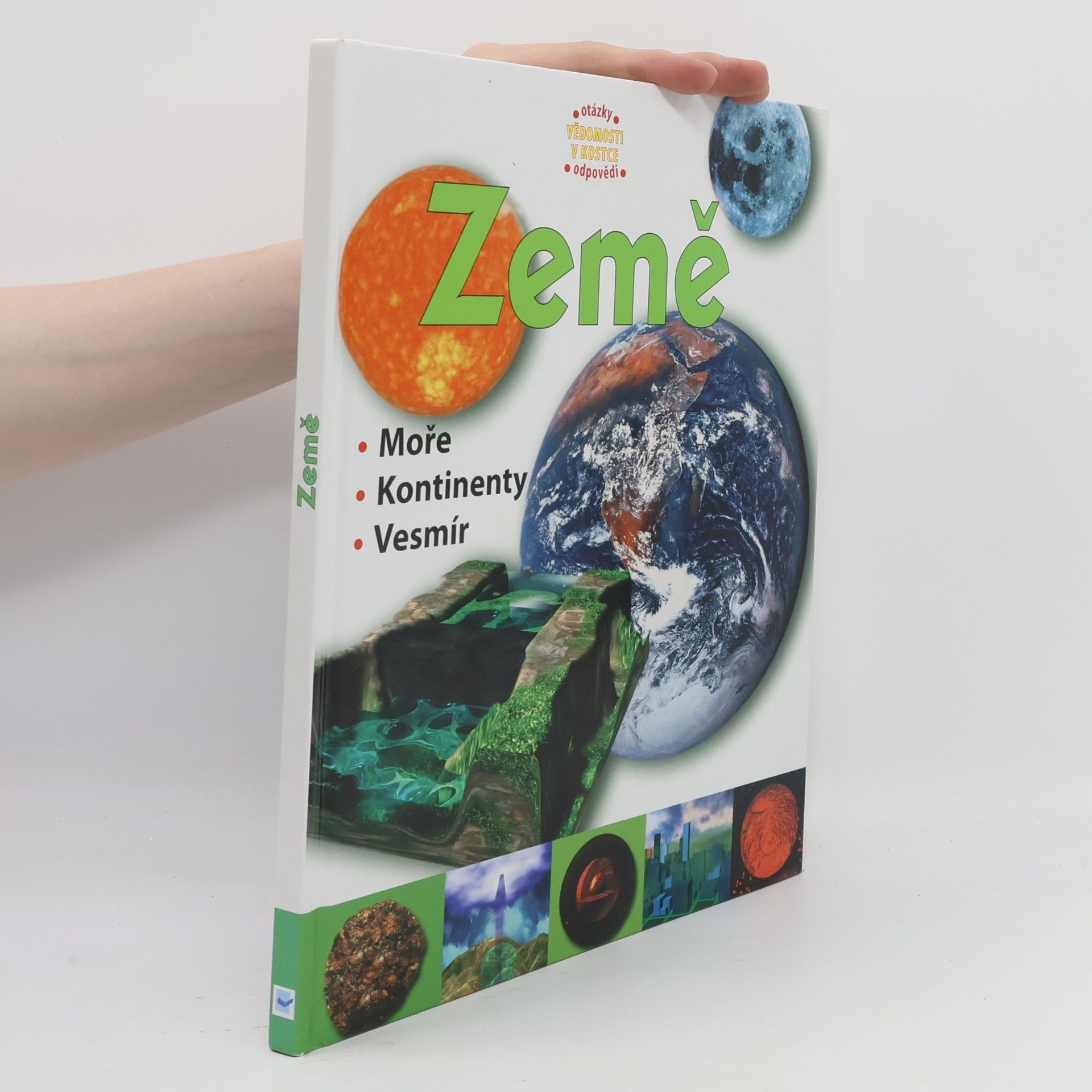 Kolektív autorov Země. Moře, kontinenty, vesmír