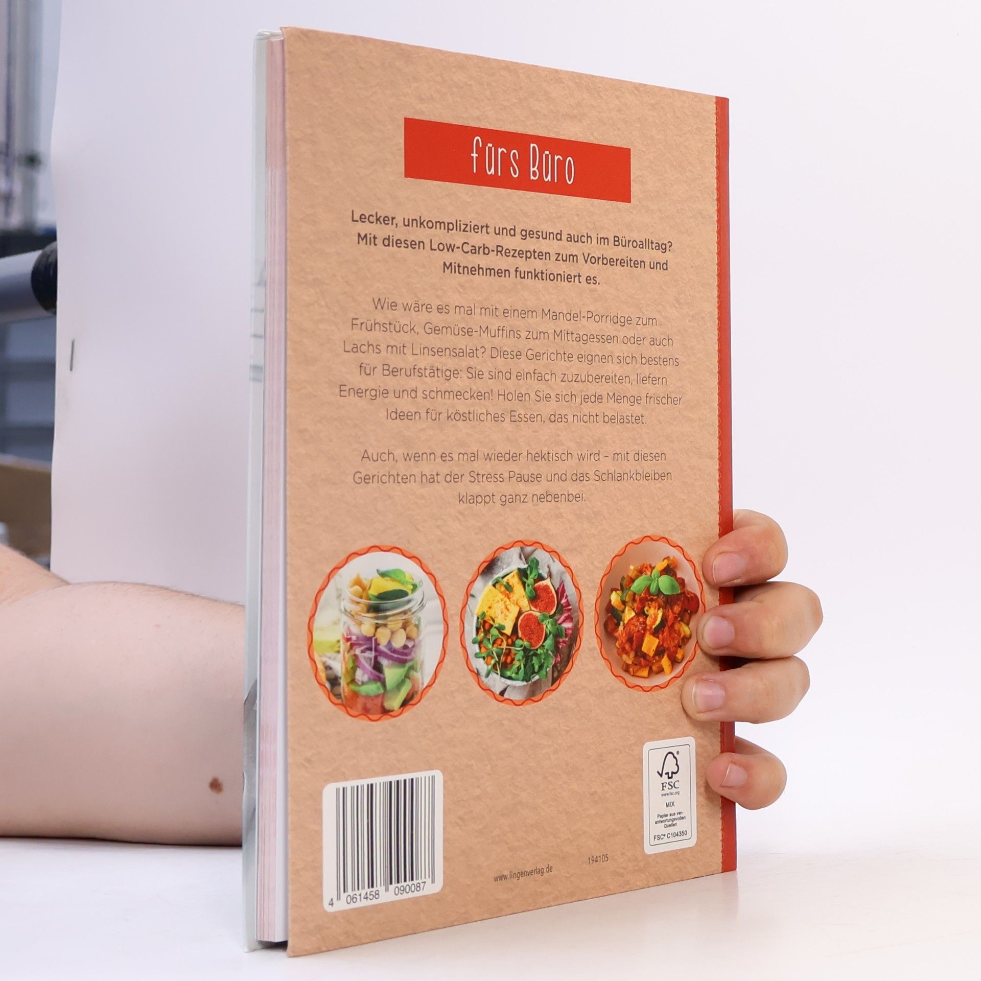 Various authors Schlank und Fit. Low Carb fürs Büro